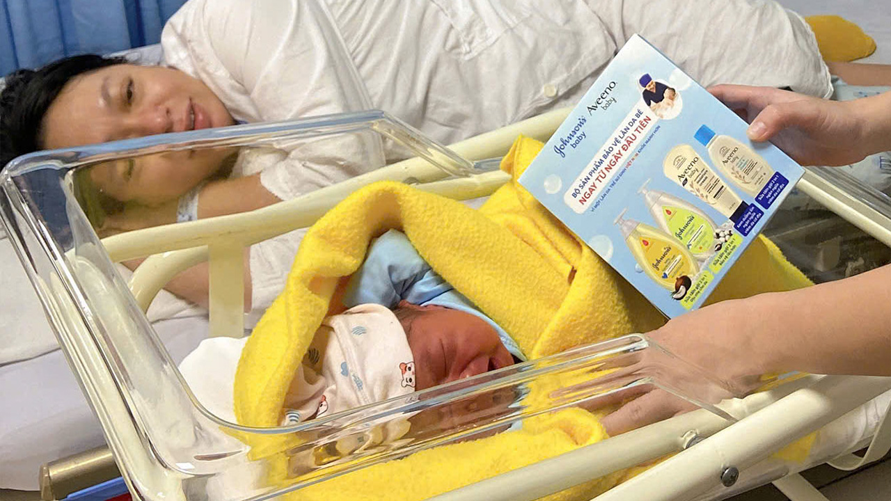 🤝 Chương Trình Đồng Hành Cùng Mẹ Và Bé: Johnson's Baby – Nâng Niu Làn Da Bé Yêu