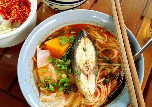 bún cá cam 