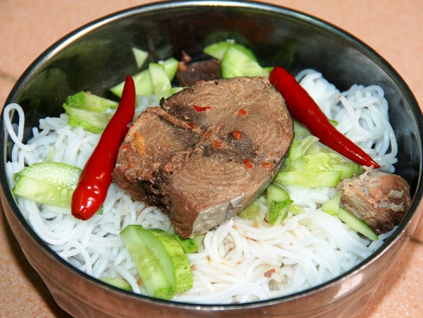 bún cá ngừ