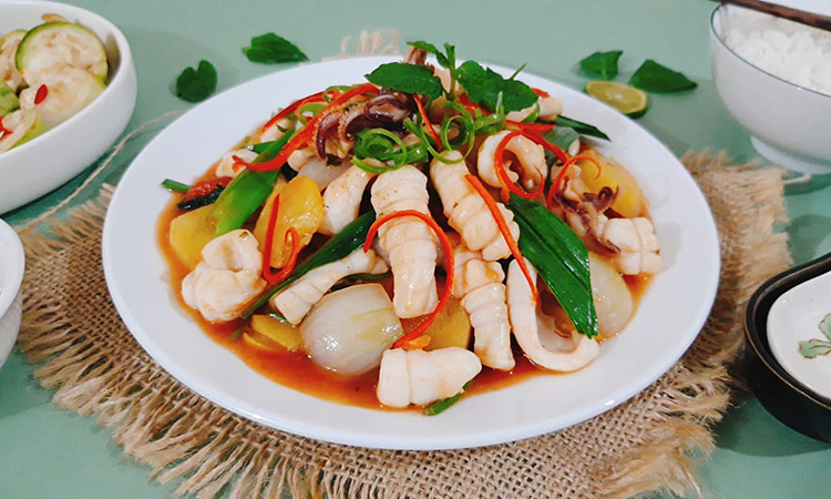 Mực nang nhỏ xào chua ngọt 24h Seamart