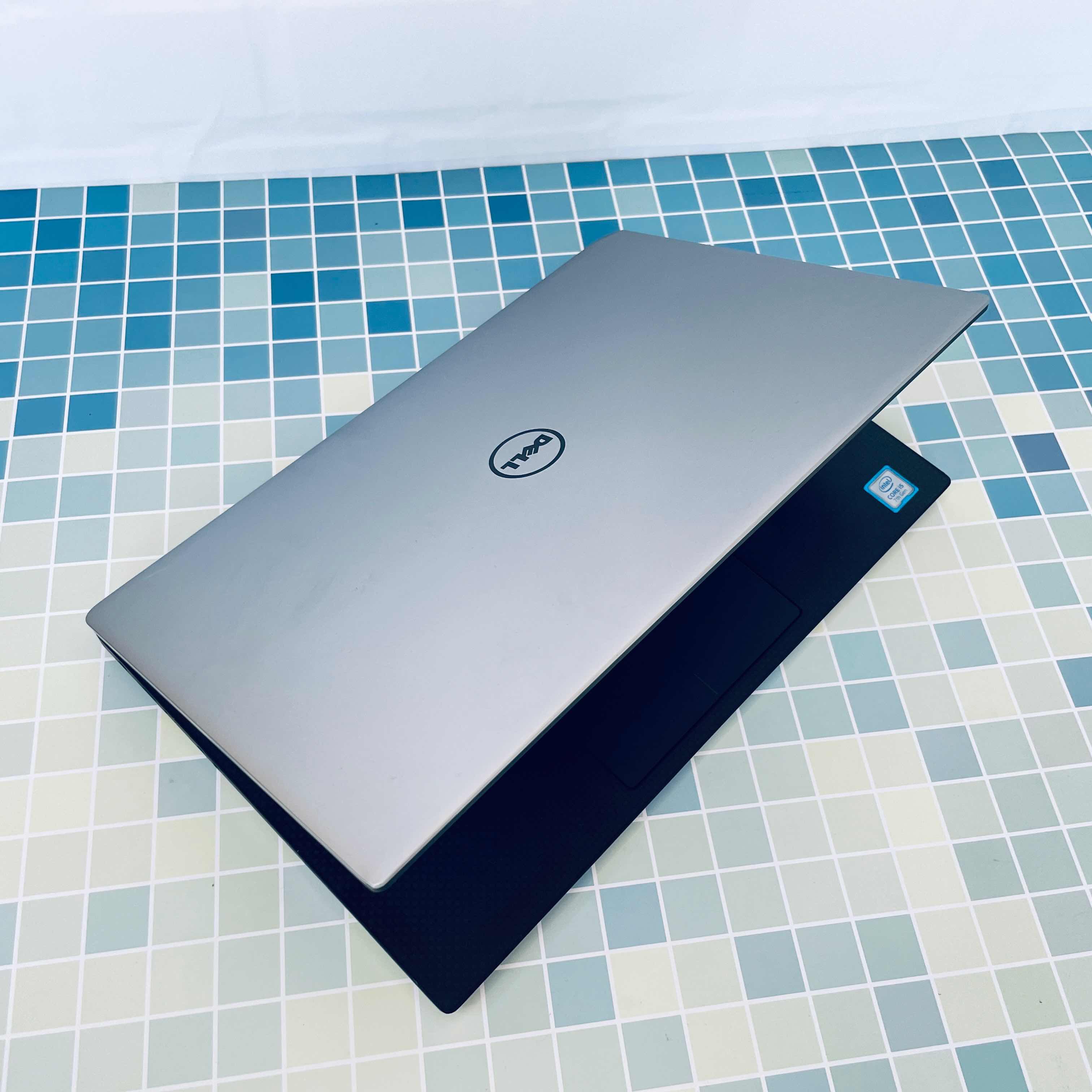 DELL XPS 13'' 9360 FHD Silver Like new 99% DELL XPS 13'' 9360 FHD Silver Like new 99%