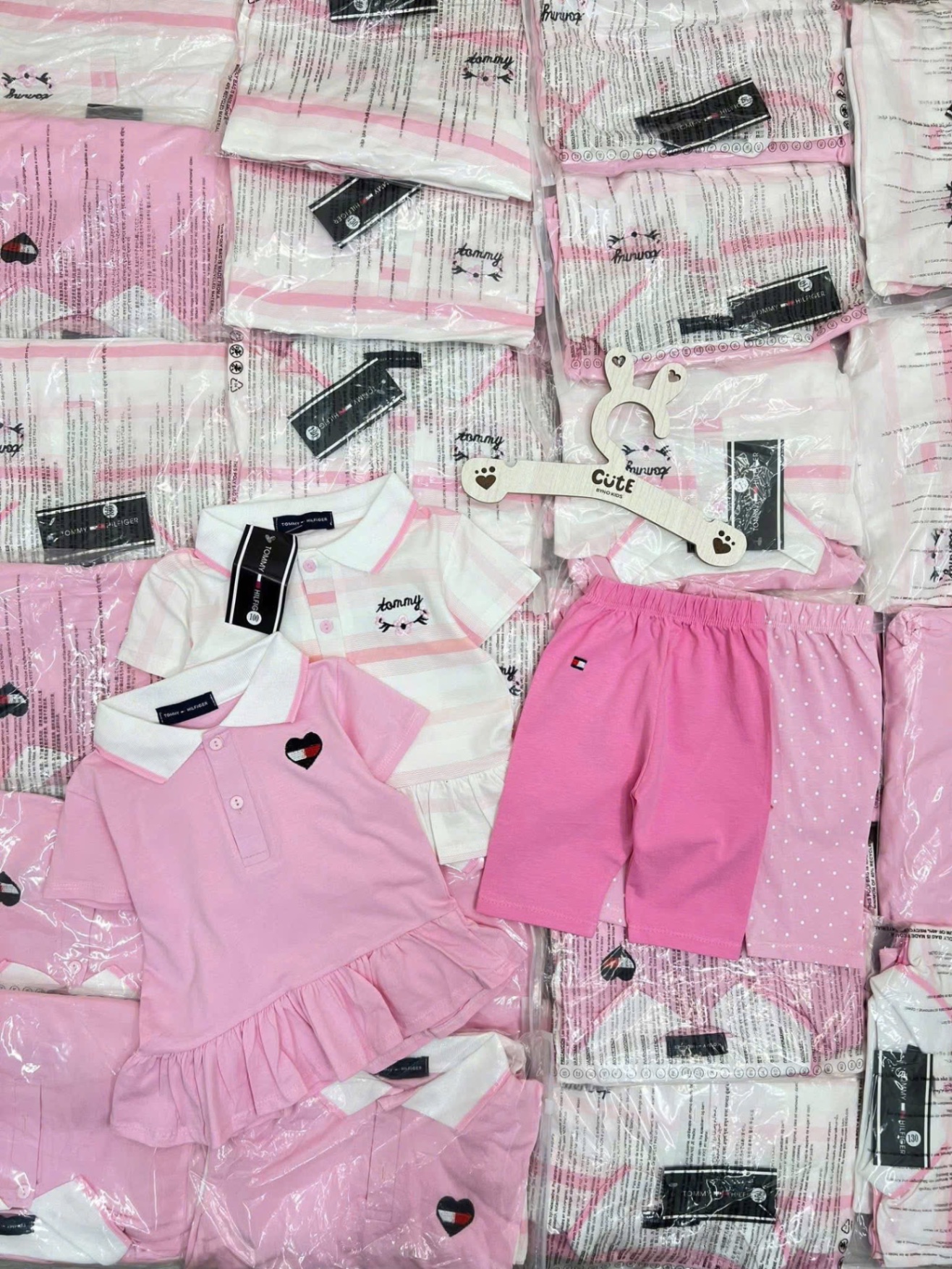 SET 2 BỘ BBD TRÁI TIM TOMY BG