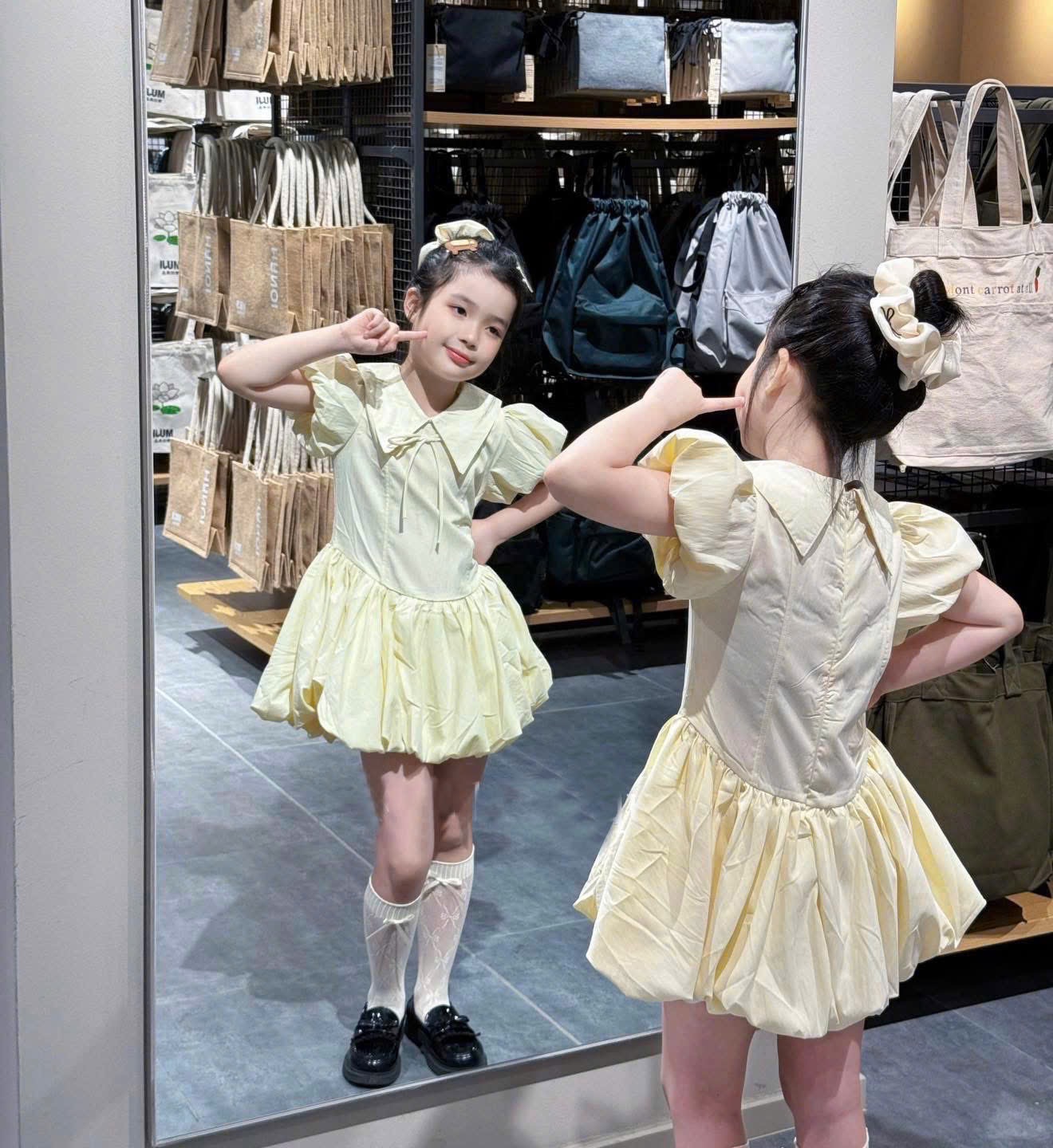 VÁY BÉ GÁI VÀNG CHANH CỔ NƠ BỒNG GẤU