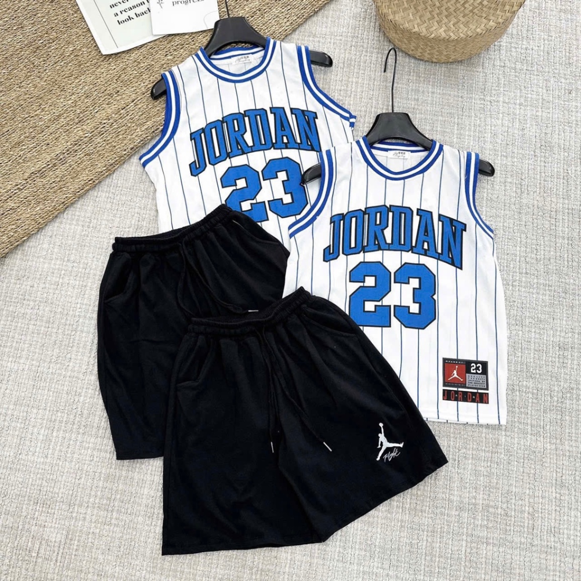 - BỘ ĐÙI BÉ TRAI SIZE ĐẠI ÁO BA LỖ TRẮNG JORDAN 23