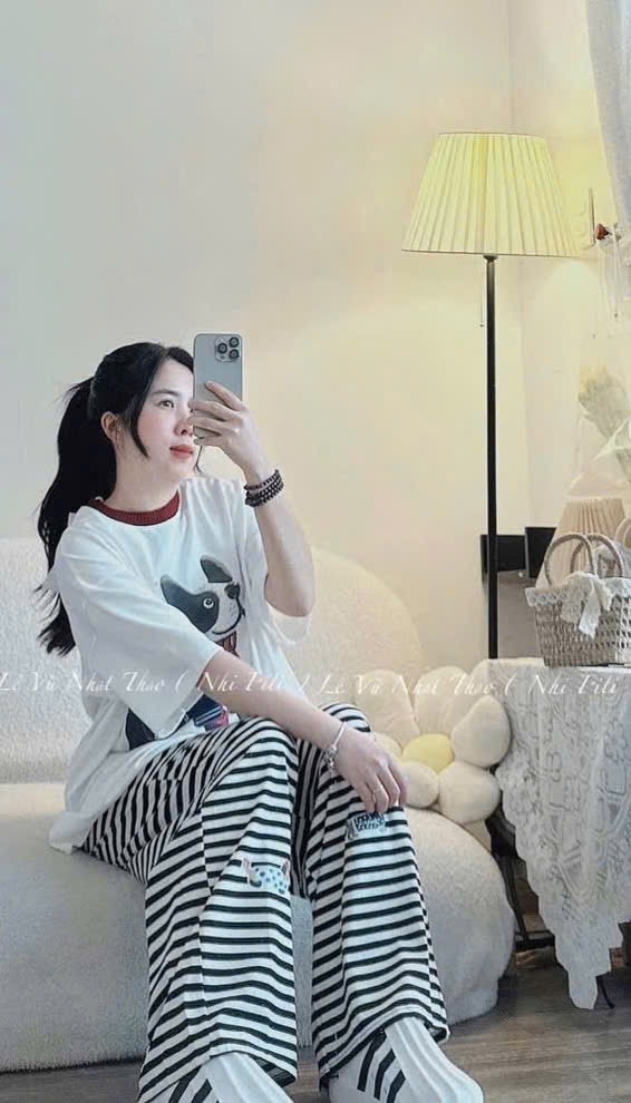 BỘ CỘC HÌNH CÚN TRẮNG QUẦN KẺ