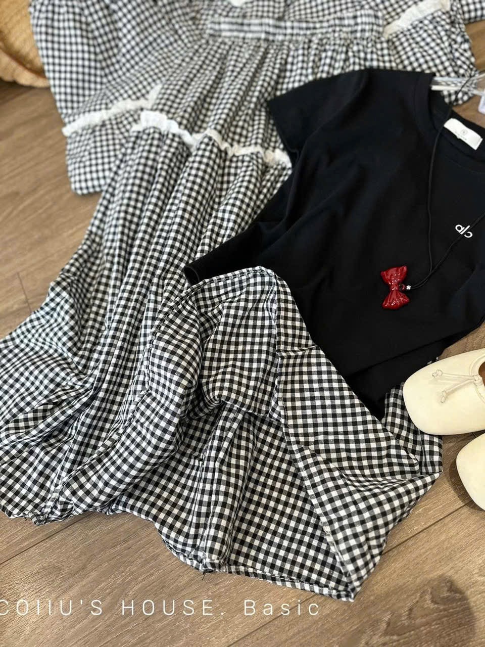 CHÂN VÁY KẺ CARO PHỐI REN TẦNG
