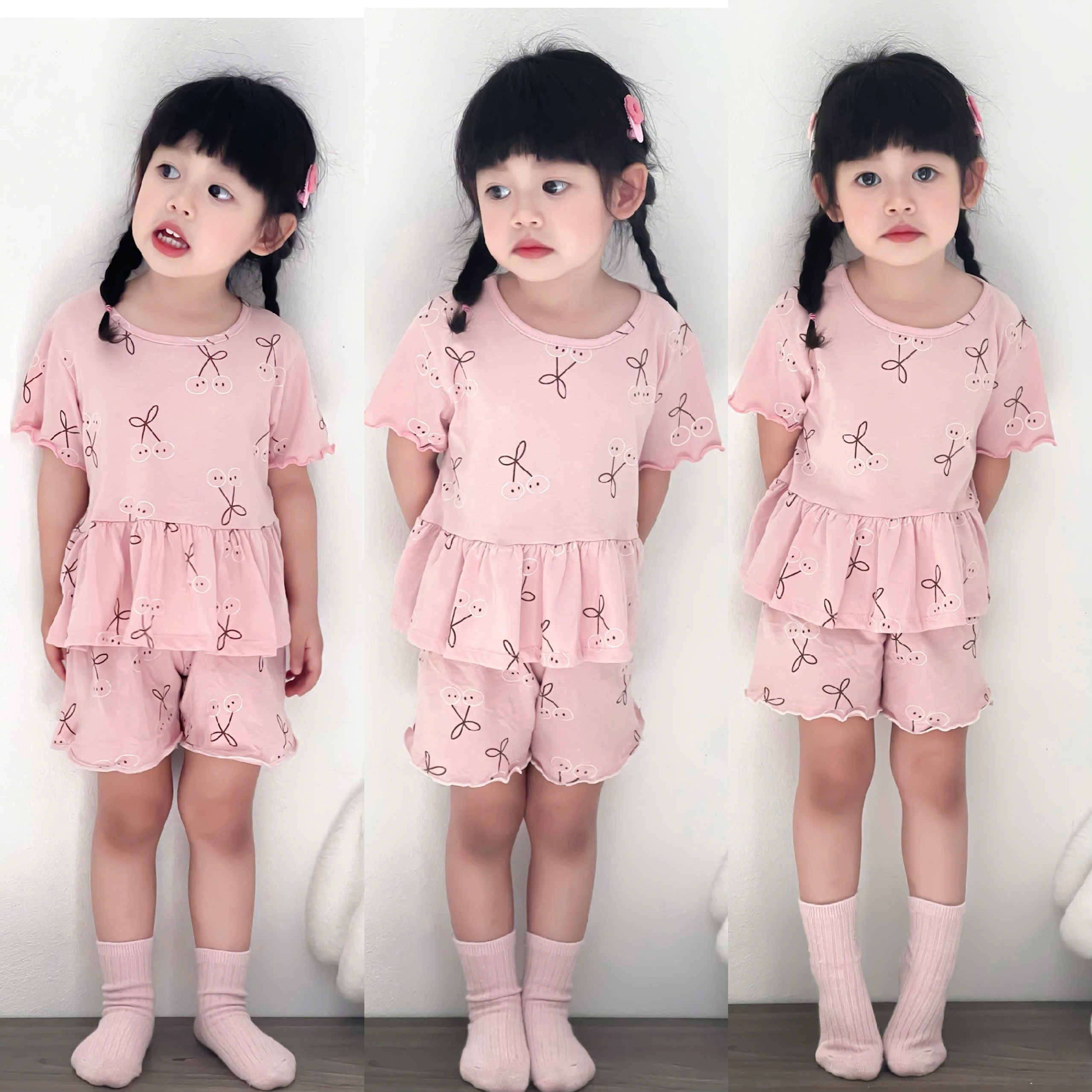 - SET 3 BỘ ĐÙI BÉ GÁI PELUM HOA NƠ ĐEN GHI HỒNG