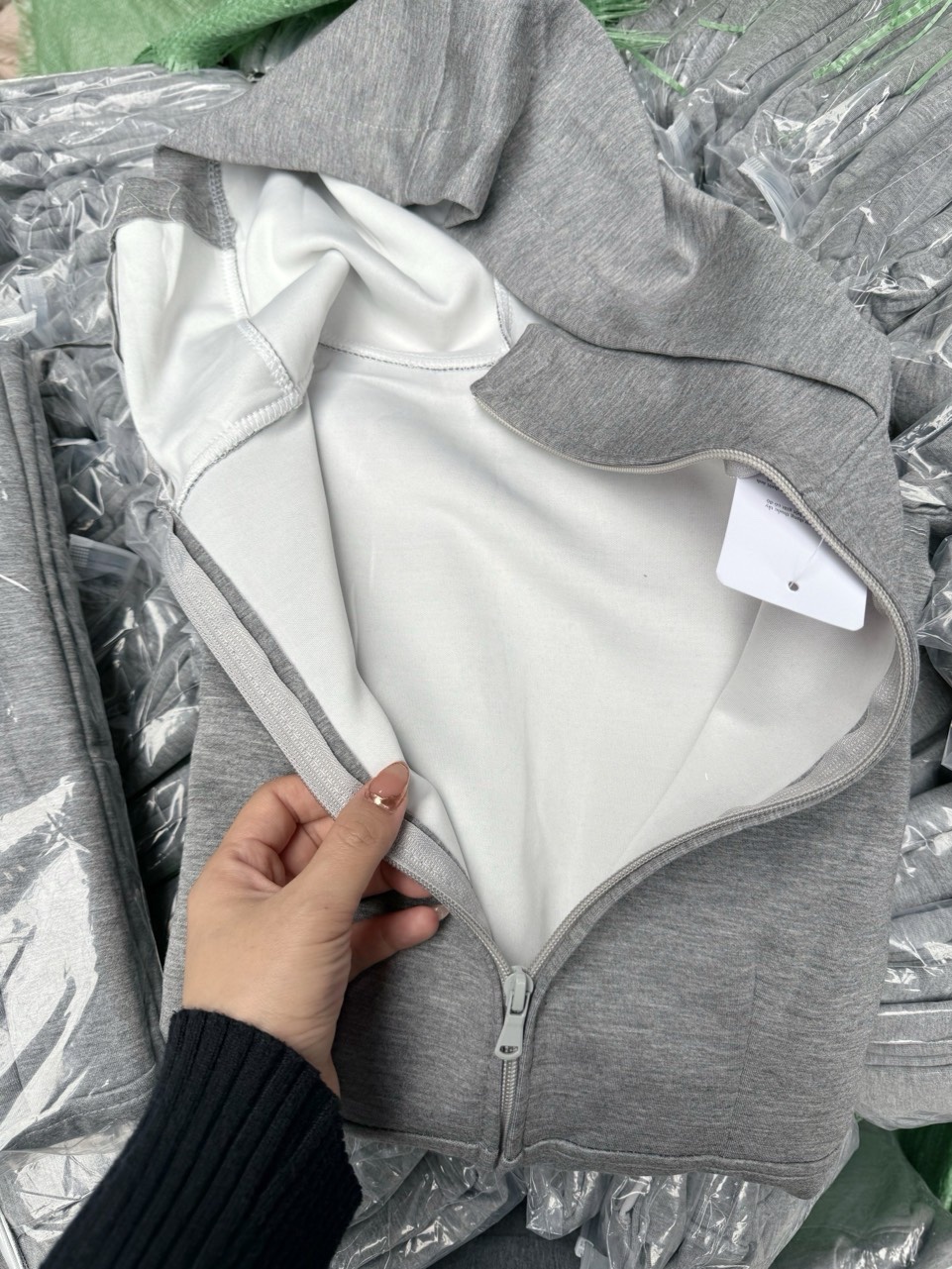 - ÁO NẮNG UMI COTTON MŨ LIỀN