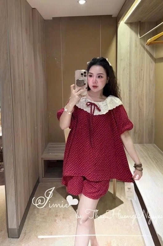 BỘ HOA ĐỎ PHỐI REN MẶC 2 KIỂU