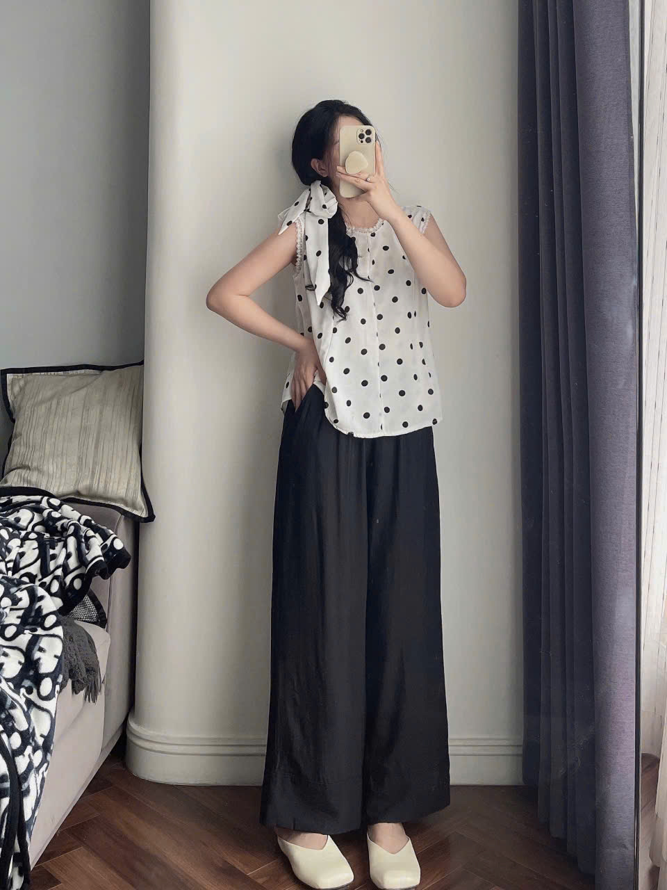 BỘ XN CHẤM BI PHỐI REN MIX QUẦN SUÔNG ĐEN