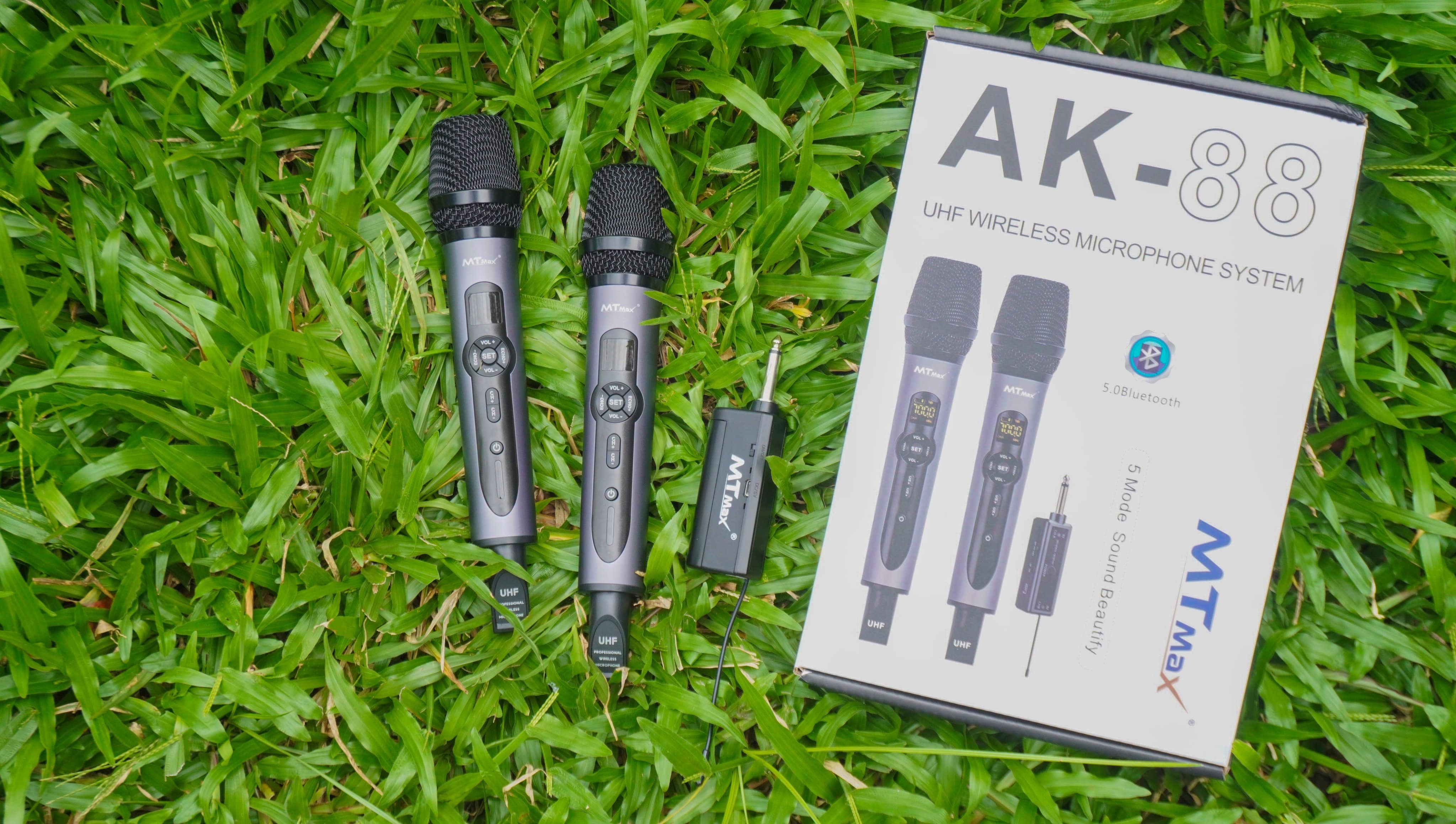 Micro Karaoke AK 88 - Micro Không Dây Chất Lượng Tốt