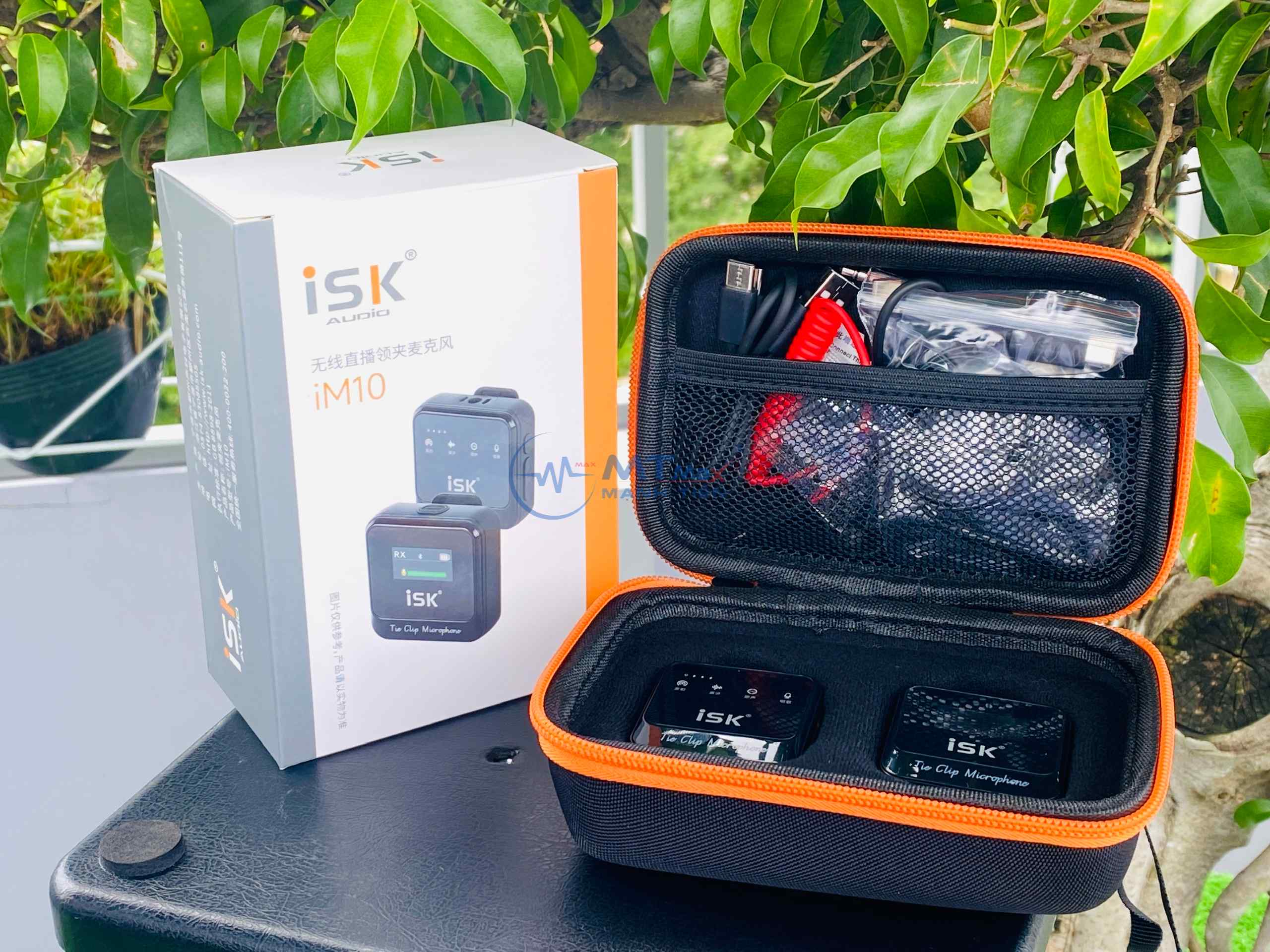 MẠNH TIẾN GIÁ SỈ