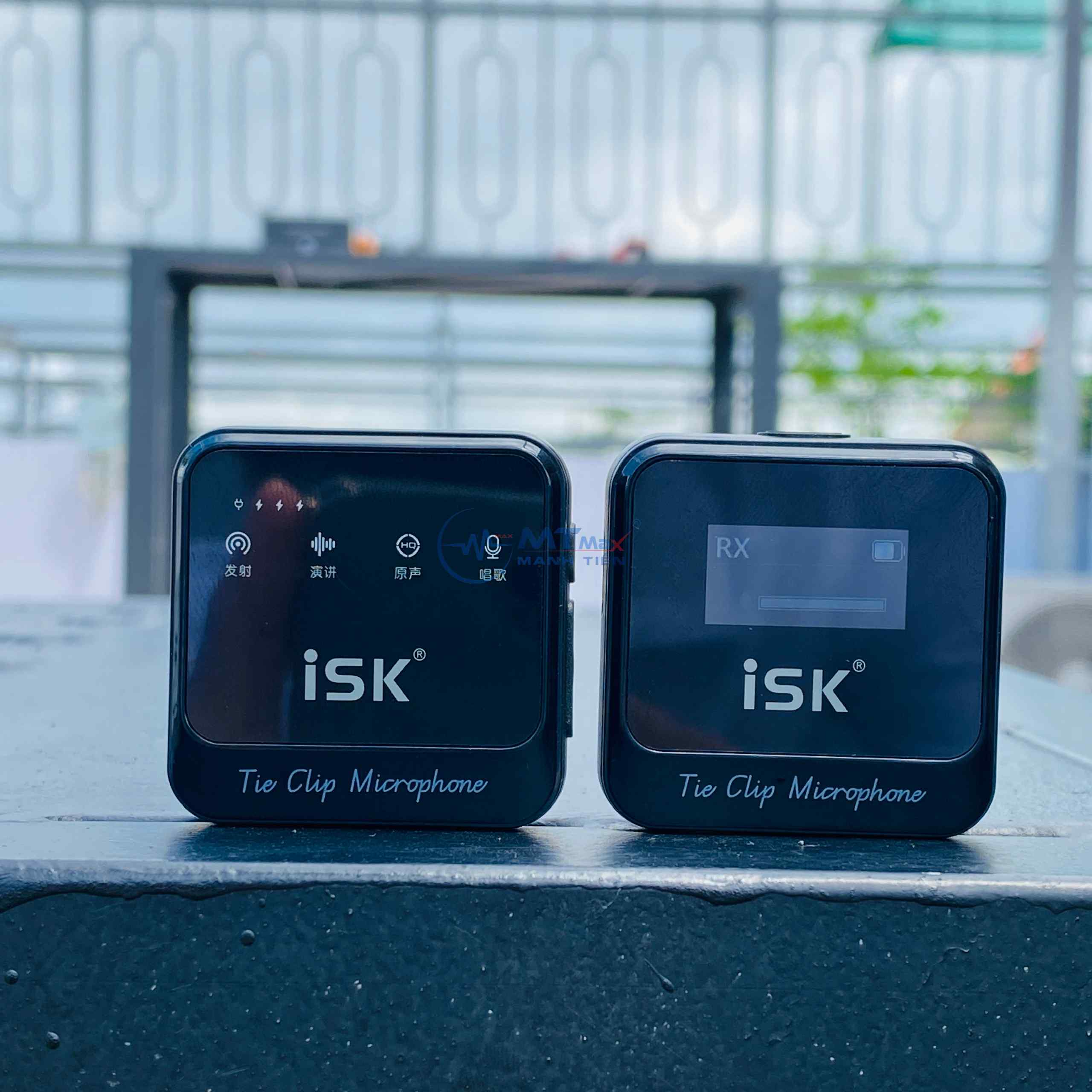 MẠNH TIẾN GIÁ SỈ