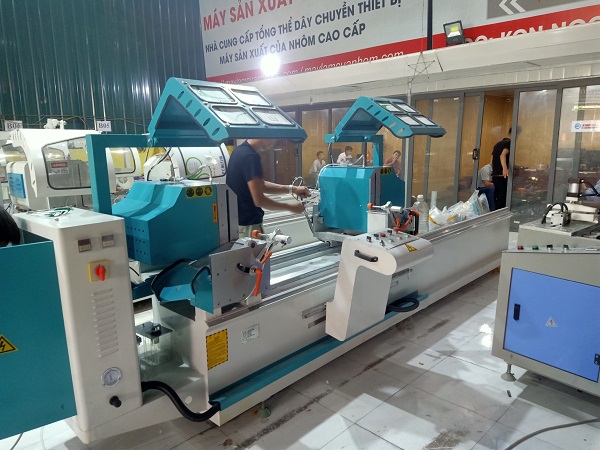 MÁY CẮT NHÔM 2 ĐẦU 06S NĂM 2022