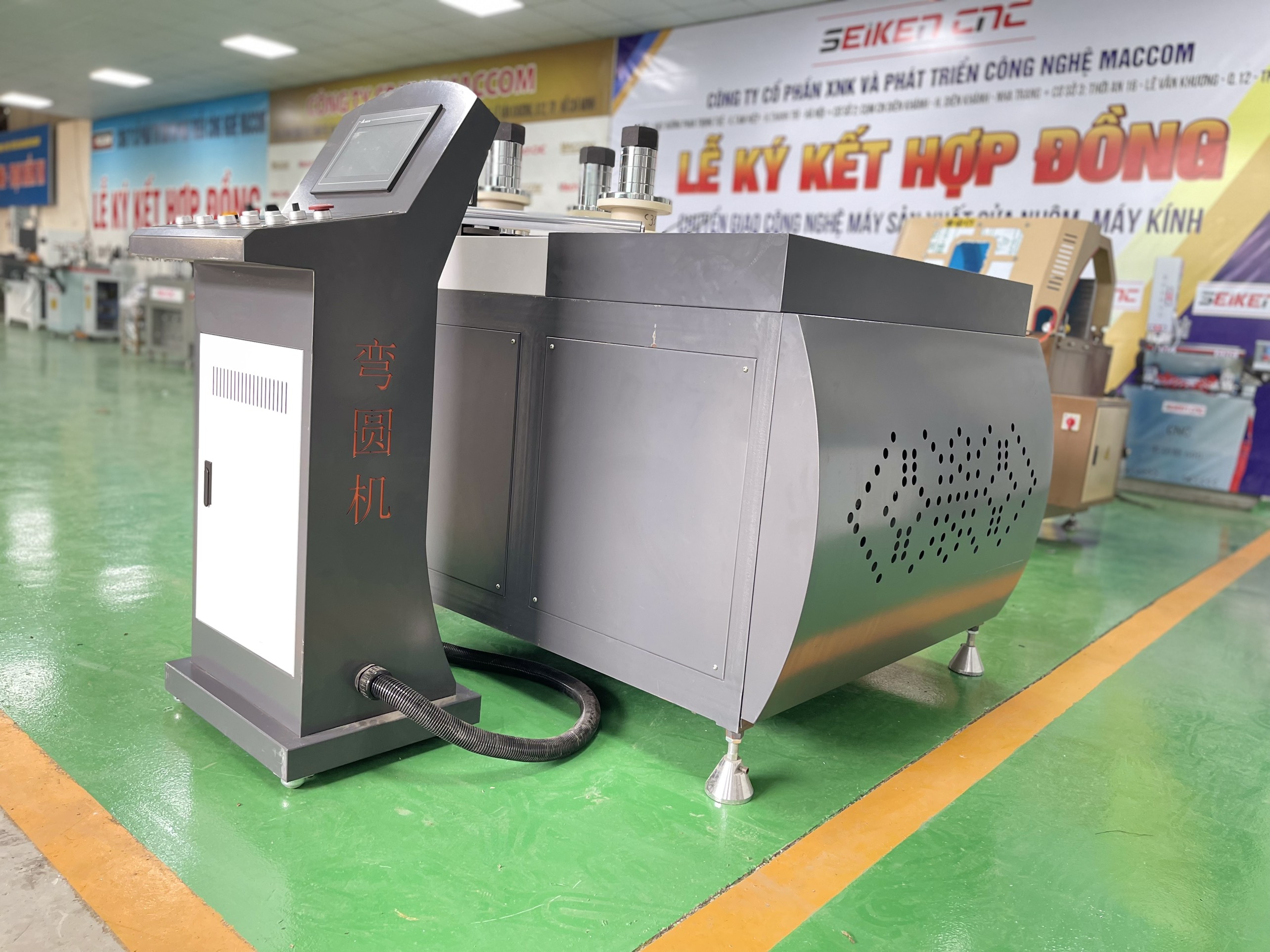 MÁY UỐN VÒM NHÔM CNC ĐA HỆ