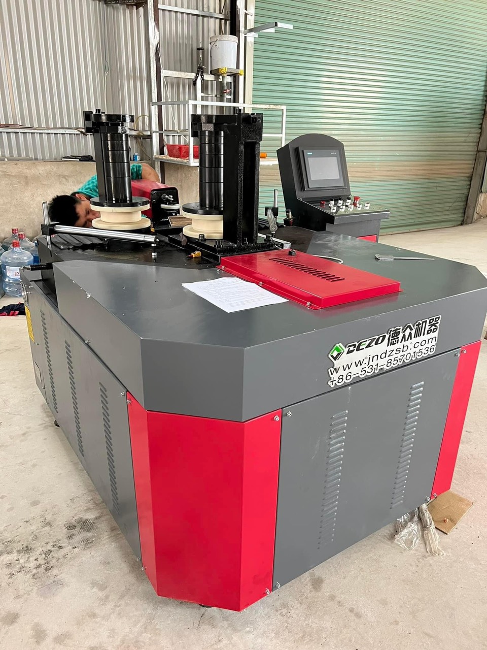 MÁY UỐN VÒM NHÔM CNC ĐA HỆ