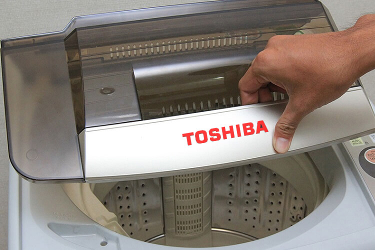 loi-e21-may-giat-toshiba-loi-ket-cua.jpg