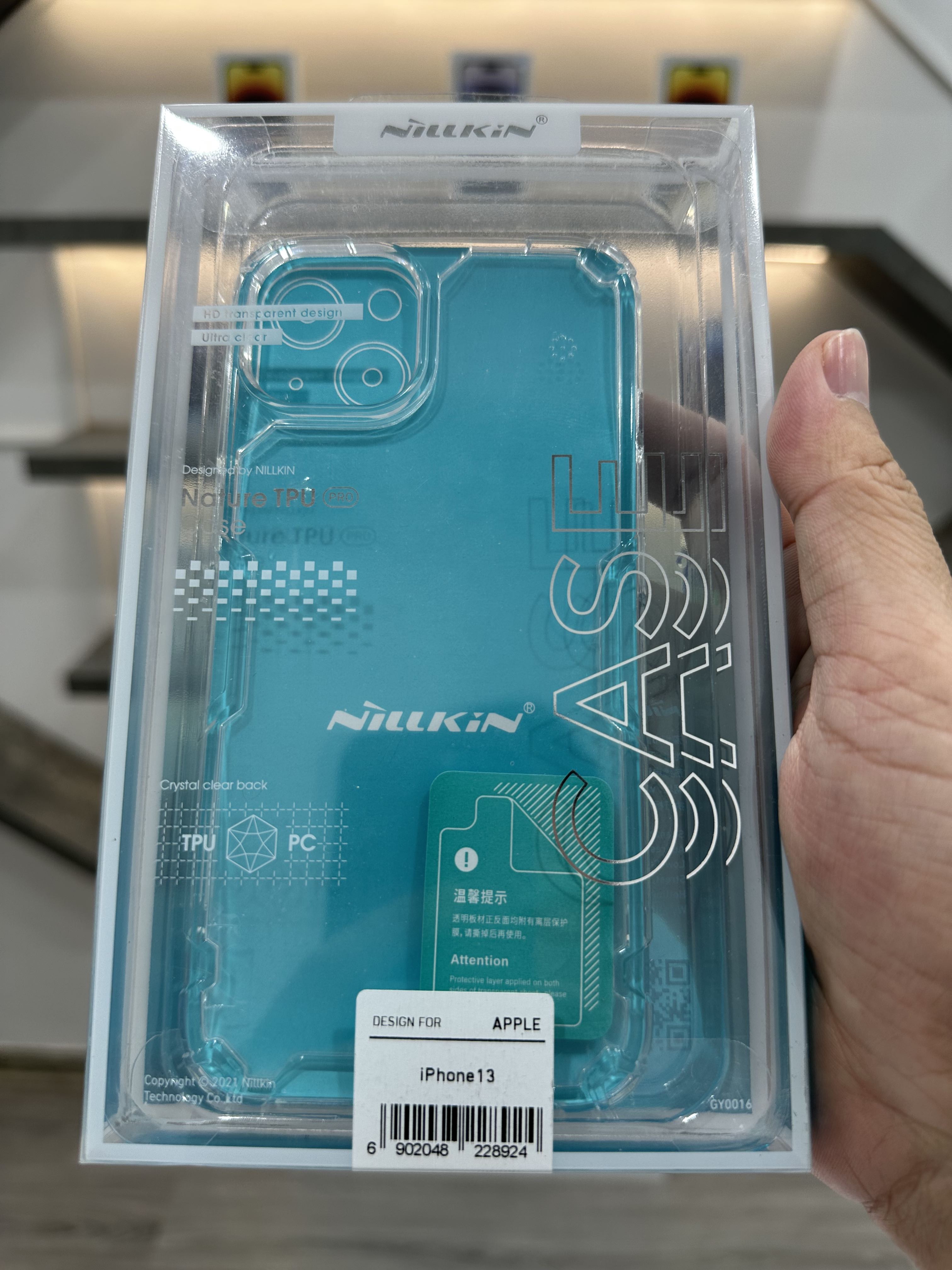 nillkin-case-iphone13