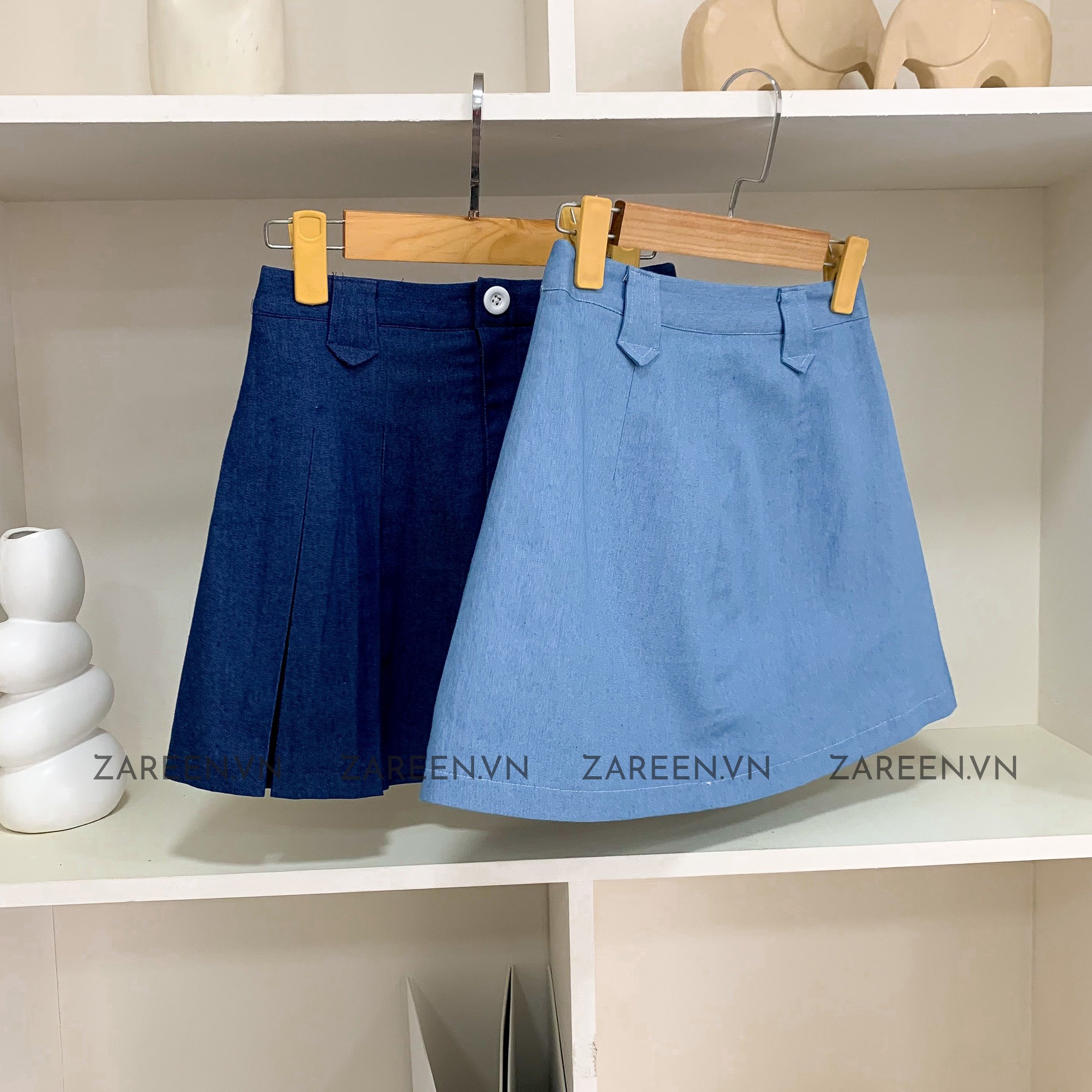 CHÂN VÁY DENIM XẾP LY ZAREEN VAA47