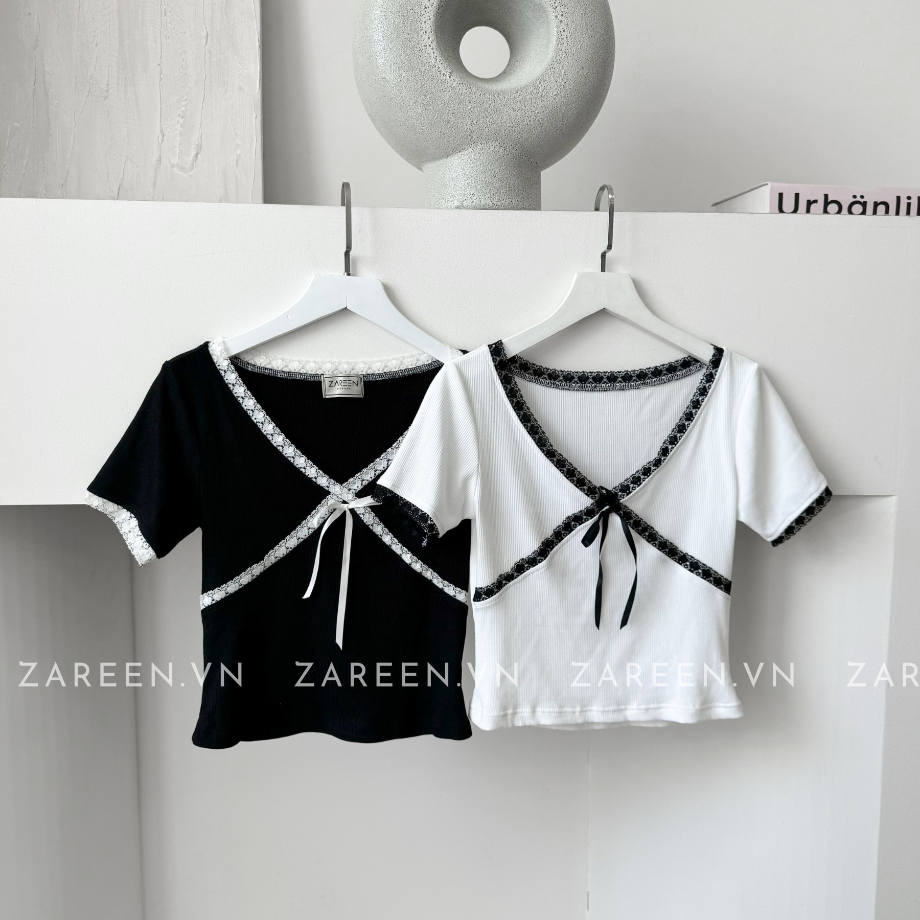 ÁO THUN CROPTOP CỔ V PHỐI REN ZAREEN THU163