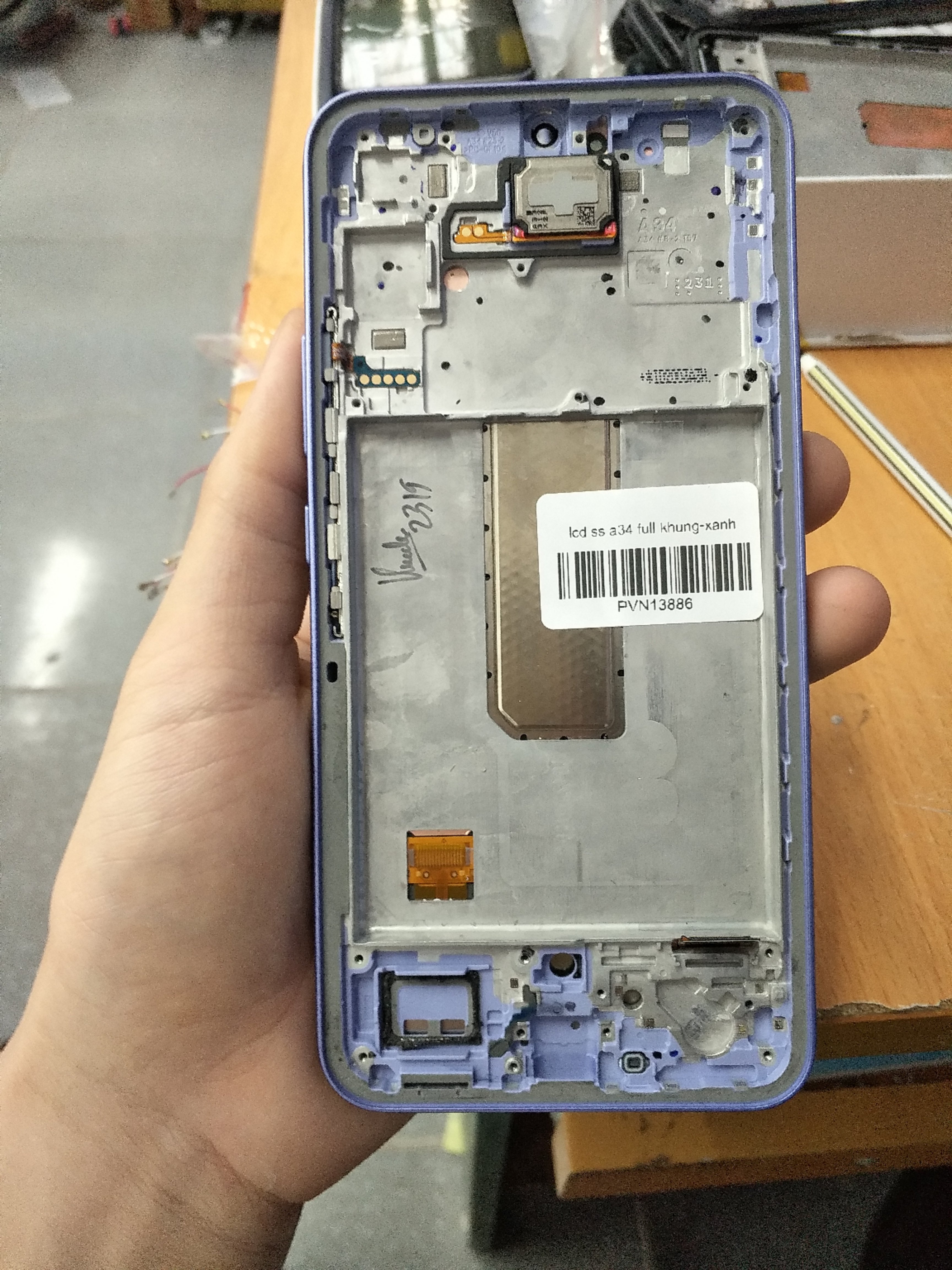 lcd-ss-a34-full-khung-xanh