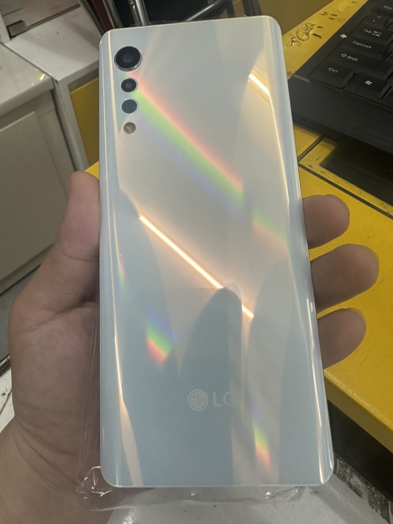 nap-lung-lg-velvet-5g-lg-g9-mau-trang