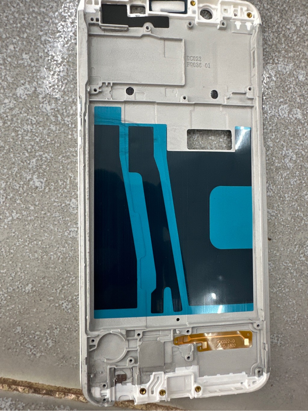 xuong-oppo-blacket-f5-t