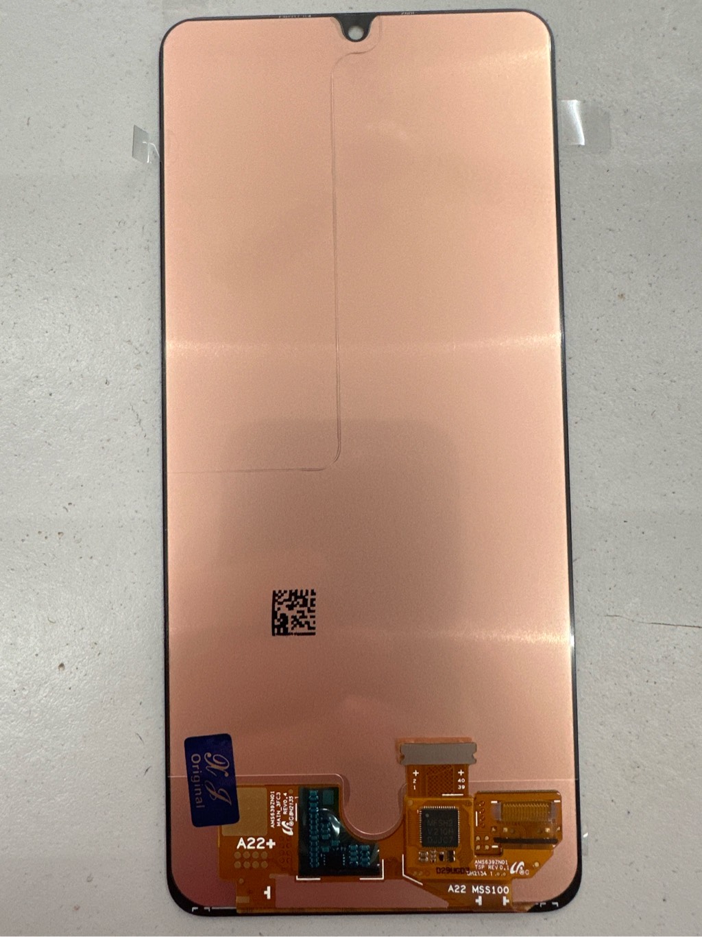 lcd-ss-a22-m22-new-hang-roi