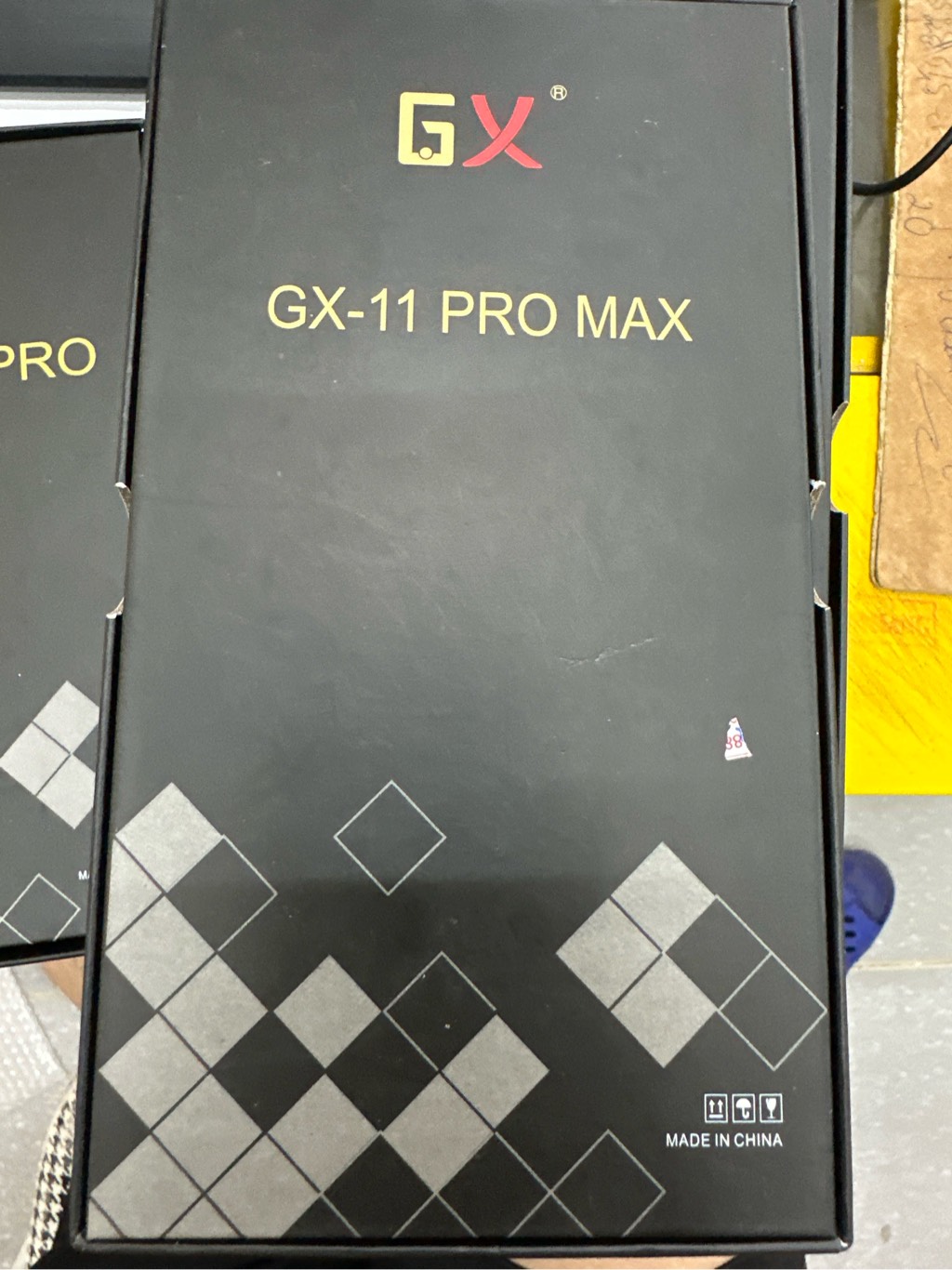 man-hinh-ip-11-promax-gx