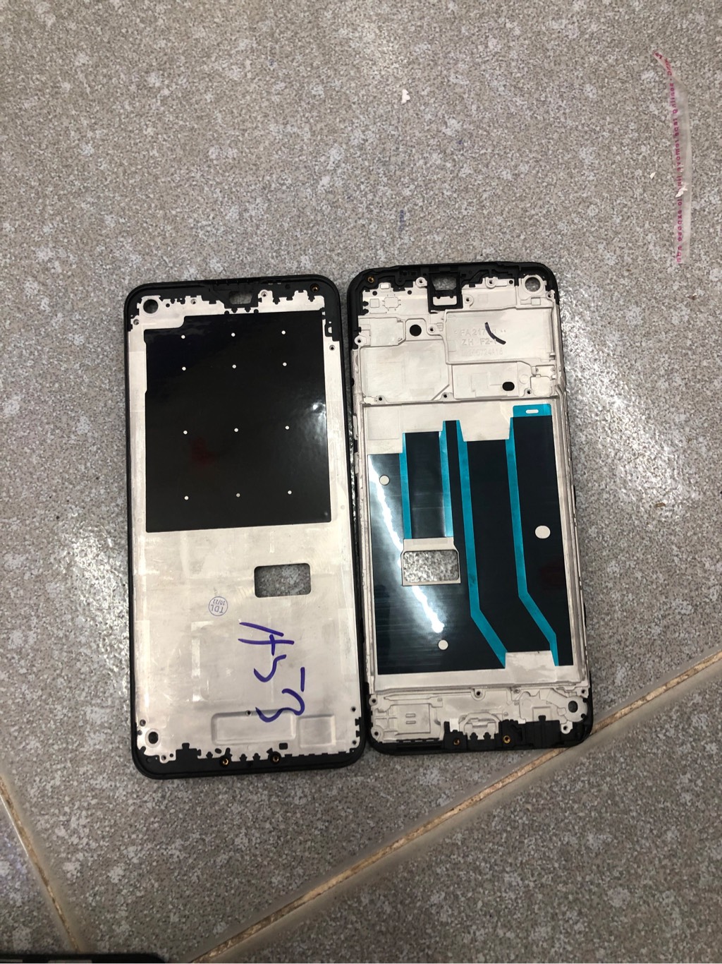 xuong-blacket-oppo-a53