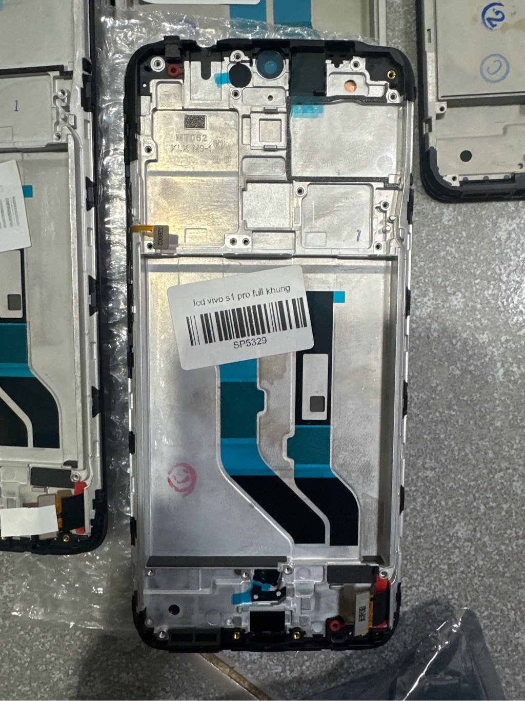 man-hinh-vivo-s1-pro-full-khung