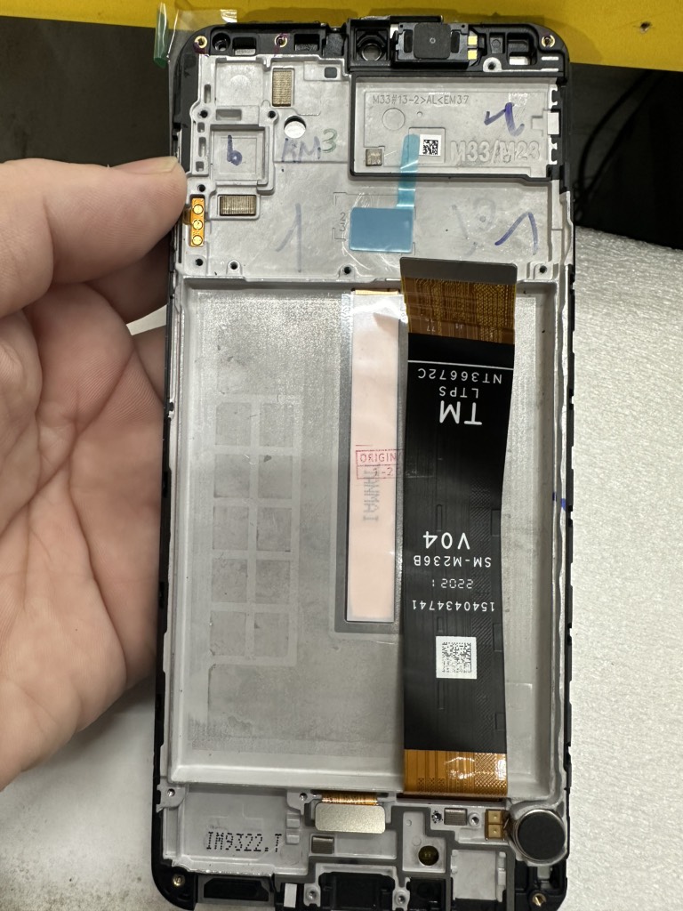 lcd-ss-m33-m23-full-khung-new-hang