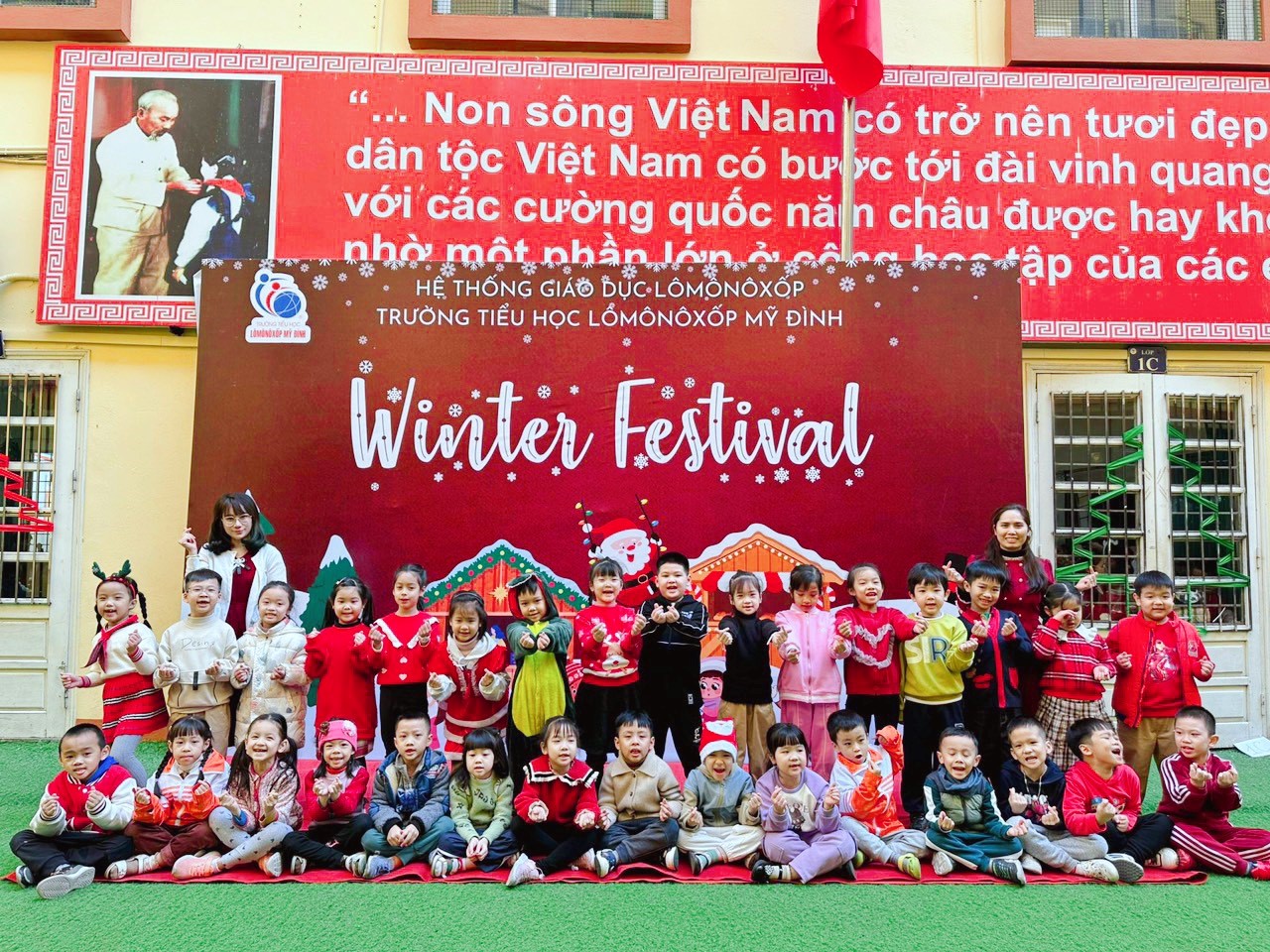 WINTER FESTIVAL - LỄ HỘI MÙA ĐÔNG TẠI TRƯỜNG TIỂU HỌC LÔMÔNÔXỐP MỸ ĐÌNH