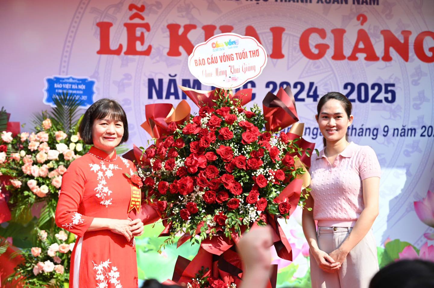 CẦU VỒNG TUỔI THƠ HÂN HOAN THAM DỰ LỄ KHAI GIẢNG NĂM HỌC 2024 - 2025 TẠI CÁC TRƯỜNG HỌC TRÊN ĐỊA BÀN HÀ NỘI
