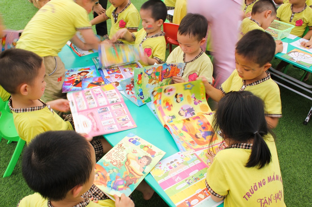 CHƯƠNG TRÌNH NGÀY HỘI PHÁT TRIỂN NGÔN NGỮ TẠI TRƯỜNG  MẦM NON TÂN HỘI