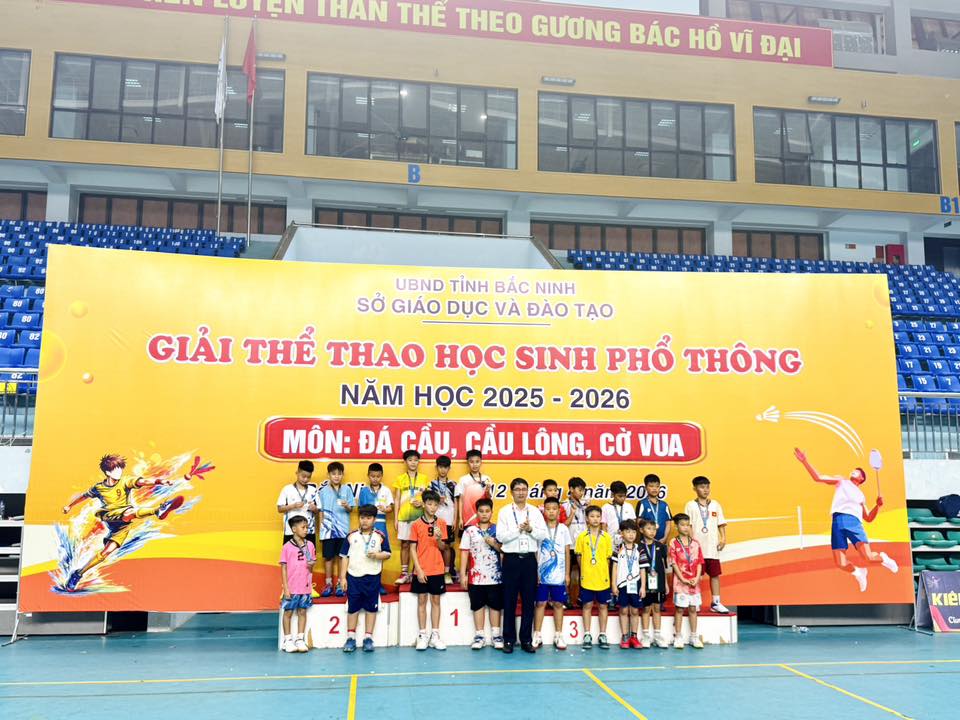 VINH DANH EM THÂN TIẾN ĐẠT - DẤU ẤN VÀNG TỪ SÂN CẦU LÔNG HỌC ĐƯỜNG