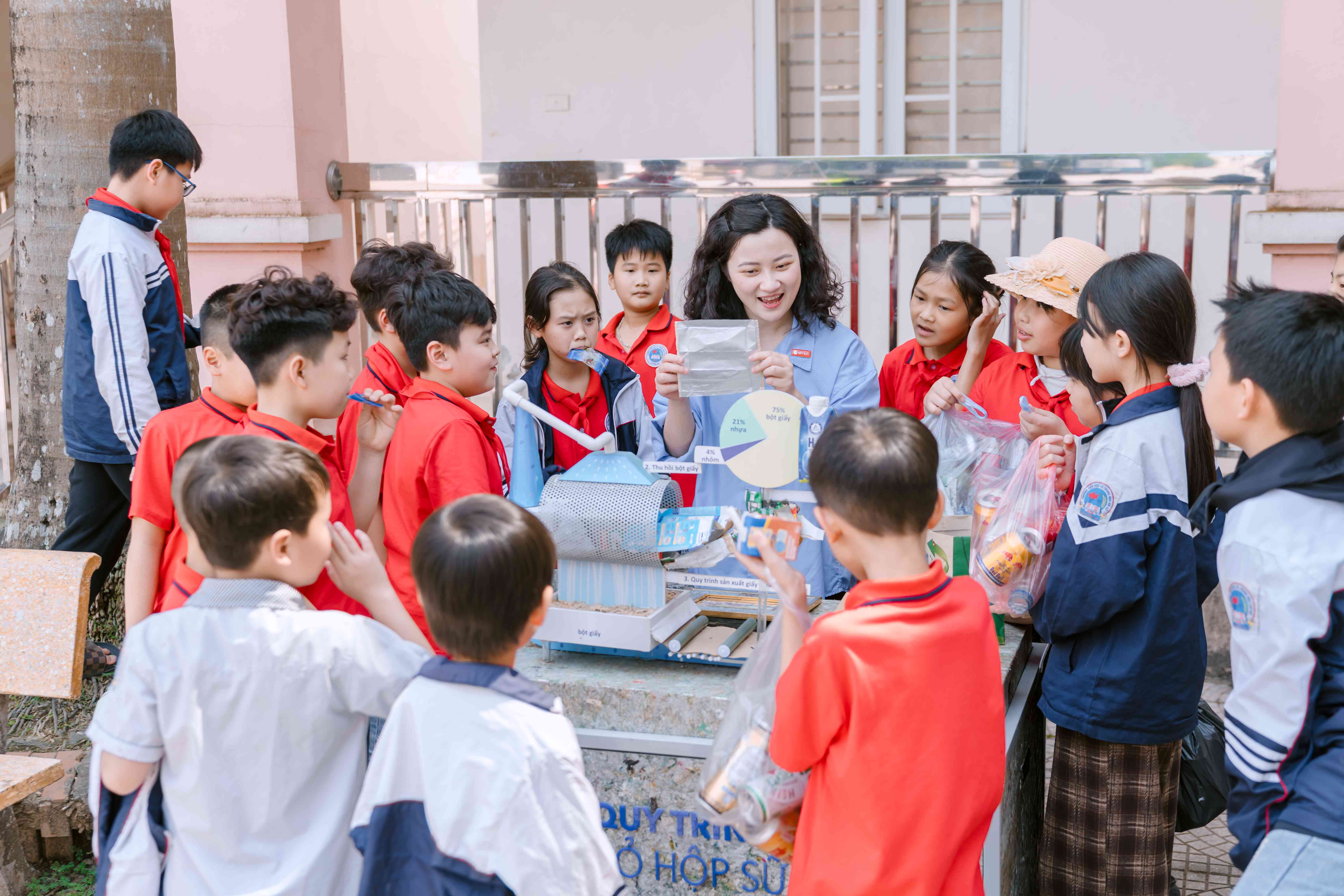 SÔI NỔI NGÀY HỘI SỐNG KHỎE SỐNG XANH TẠI XÃ BÌNH MỸ (NINH BÌNH)