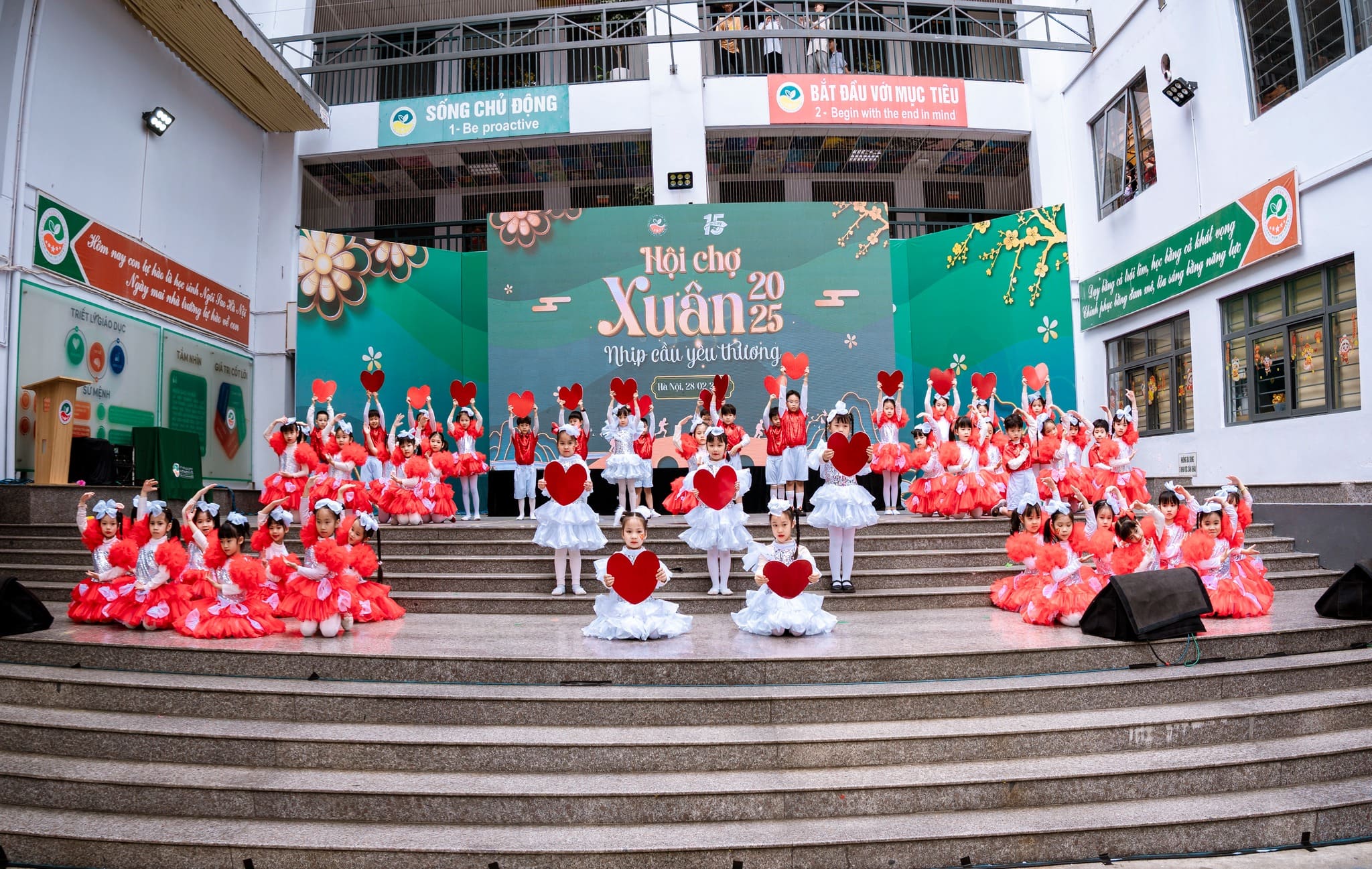 Hội chợ xuân Ất Tỵ 2025: Điểm hẹn của những tấm lòng nhân ái