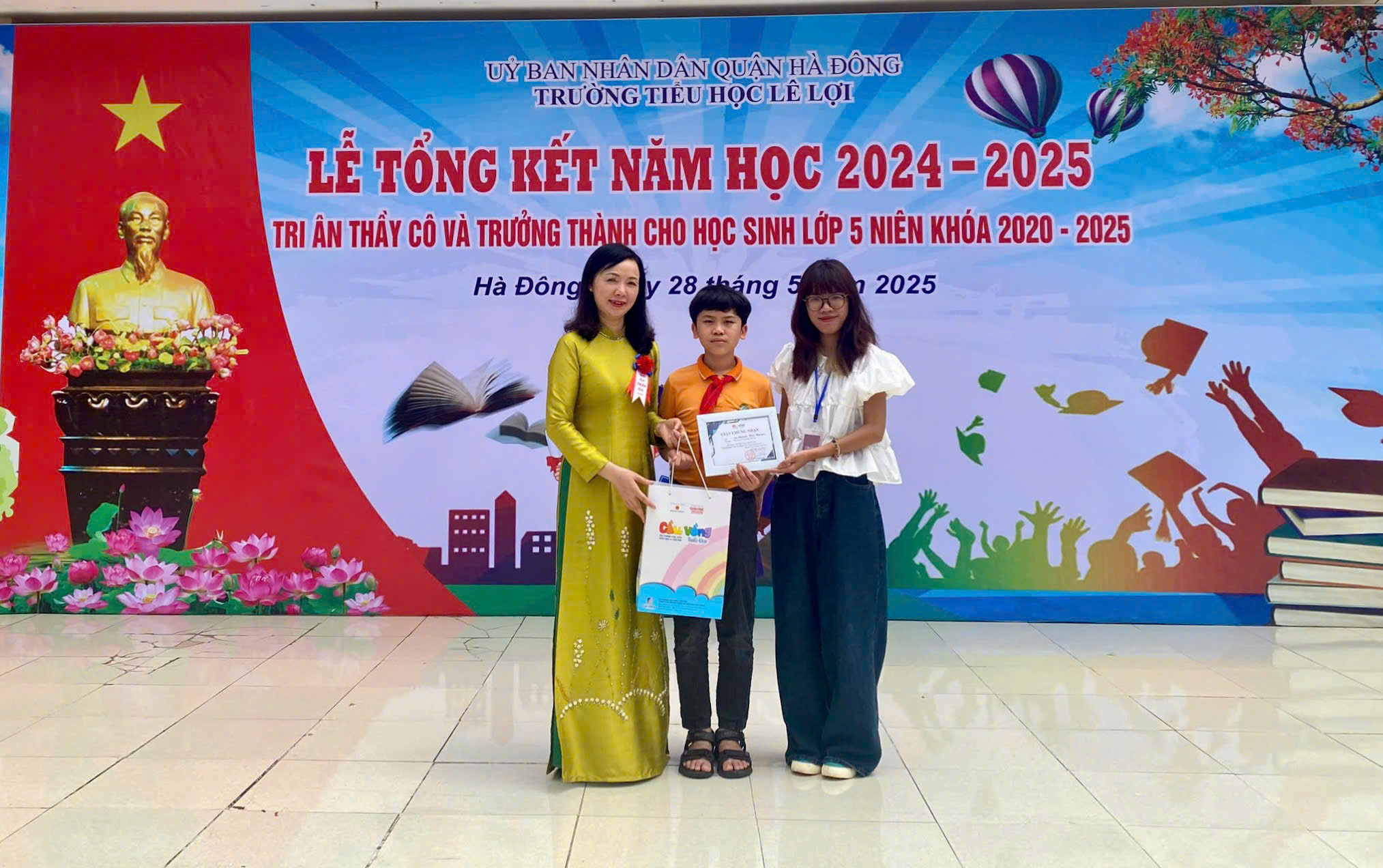 Vinh danh Khôi Nguyên: Cậu bé theo đuổi giấc mơ vật lý từ những con số nhỏ