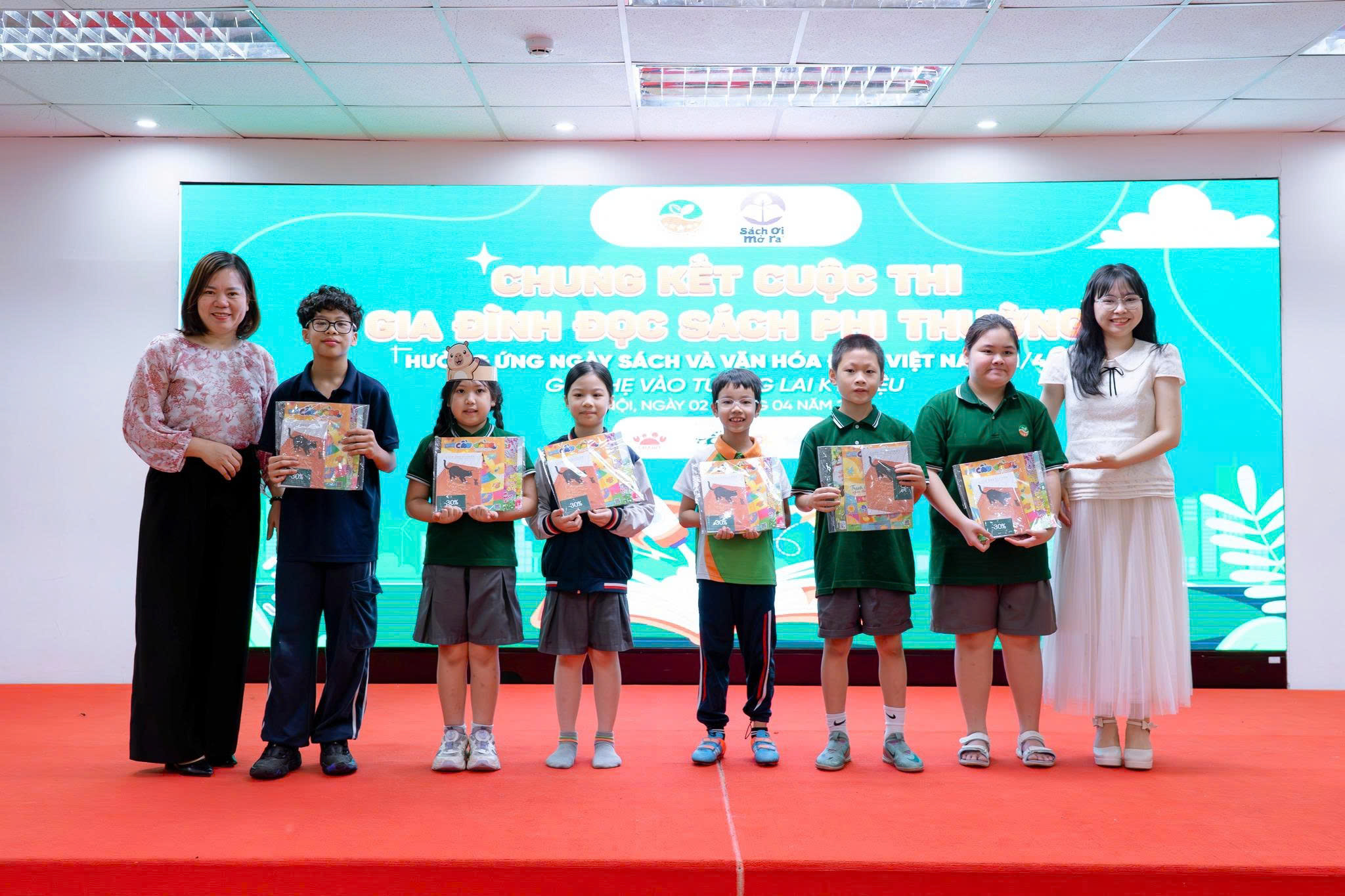 Chung kết “Gia đình đọc sách phi thường” - Khi yêu thương lớn lên từ những trang sách