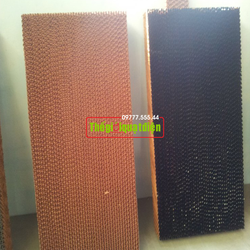 Tam-lam-mat-cooling-pad-chong-reu