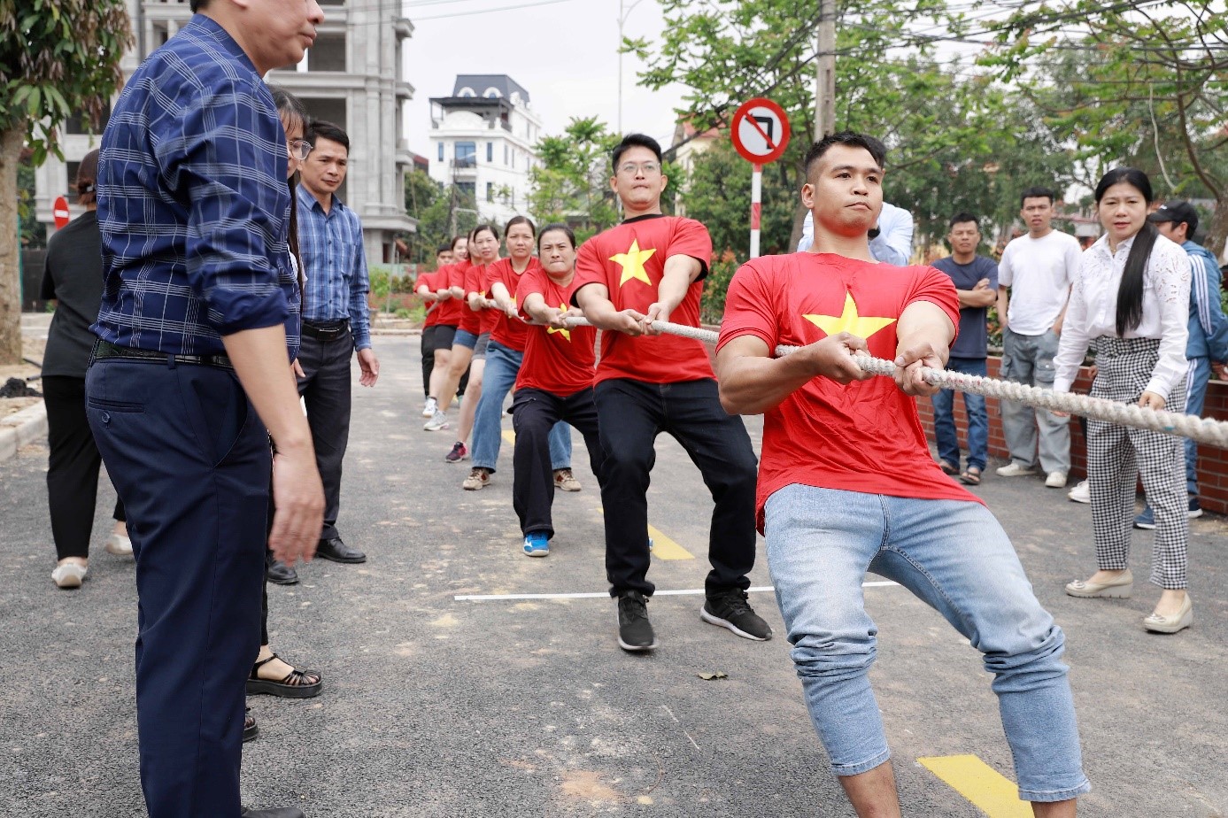 Chi đoàn Công ty cổ phần nước sạch Bắc Ninh tổ chức hội thao và thực hiện phần việc thanh niên chào mừng kỷ niệm 95 năm ngày thành lập Đoàn TNCS Hồ Chí Minh