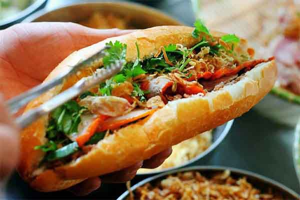 mon-banh-mi-nuong-hai-san-nay-se-la-mot-lua-chon-hay-cho-nhung-bua-tiec-nho-cua-