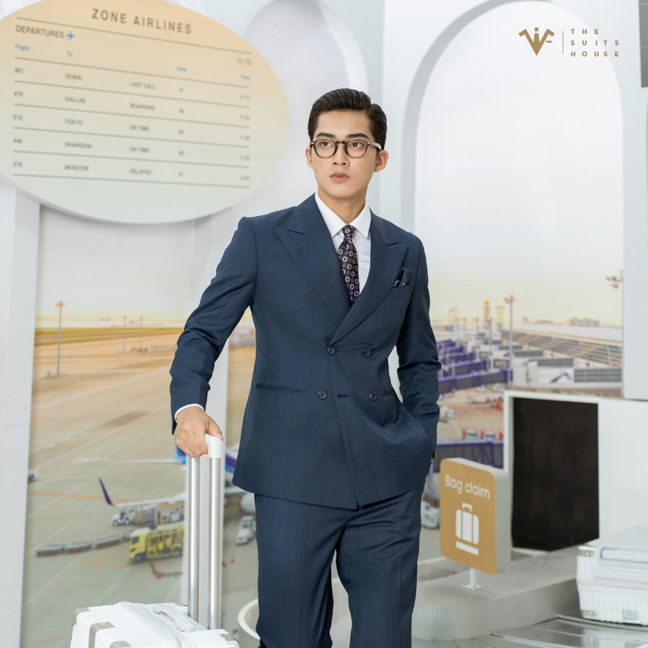 ĐẲNG CẤP QUÝ ÔNG CÙNG SUIT XANH ĐEN ĐẲNG CẤP QUÝ ÔNG CÙNG SUIT XANH ĐEN