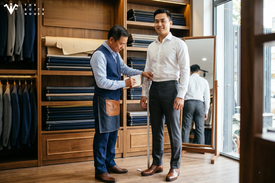 May Đo Suit Lần Đầu: 3 Lỗi Sai Kinh Điển Về Số Đo 90% Quý Ông Mắc Phải