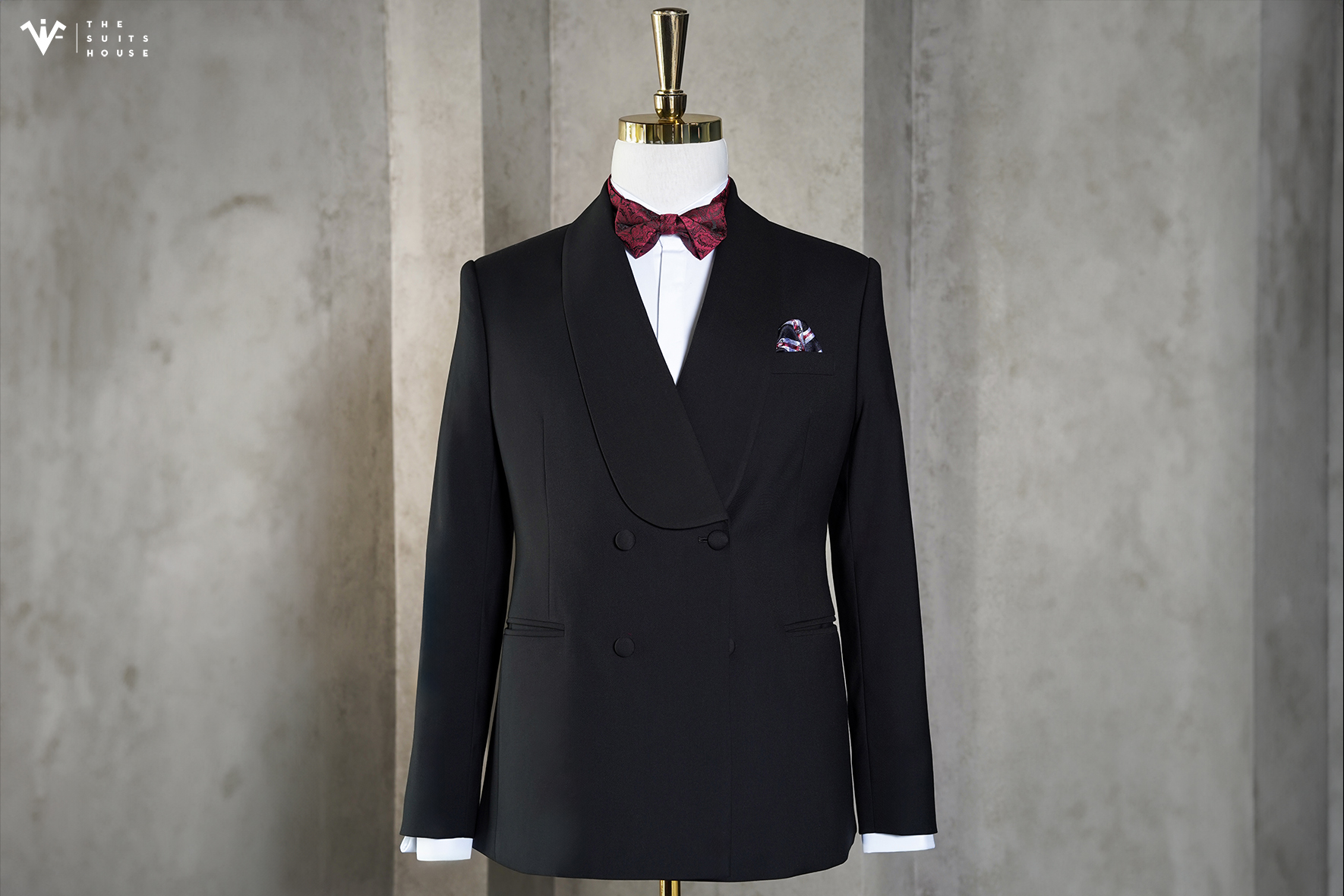 [BST RENTAL] BIỂU TƯỢNG ĐẲNG CẤP CÙNG TUXEDO ĐEN 4 KHUY 3 TÚI