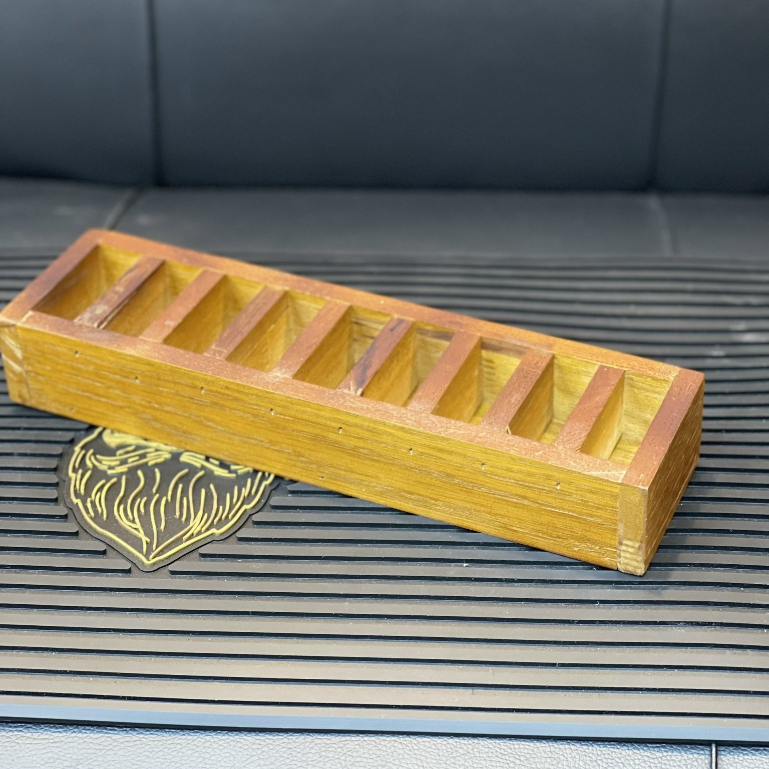 Khay Đựng Cử Tông Đơ Bằng Gỗ