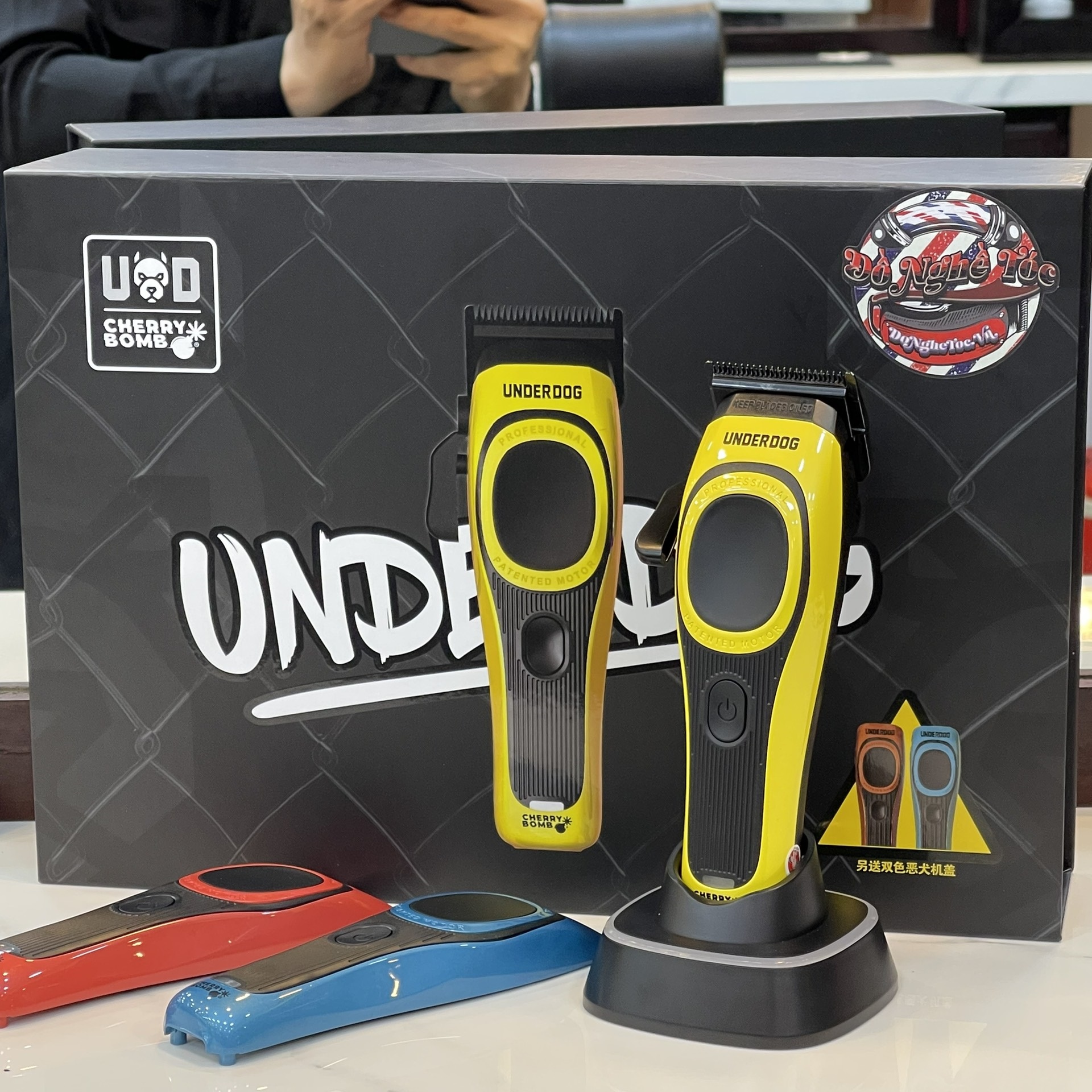 Tông Đơ Cắt Tóc Cherry Bomb Underdog