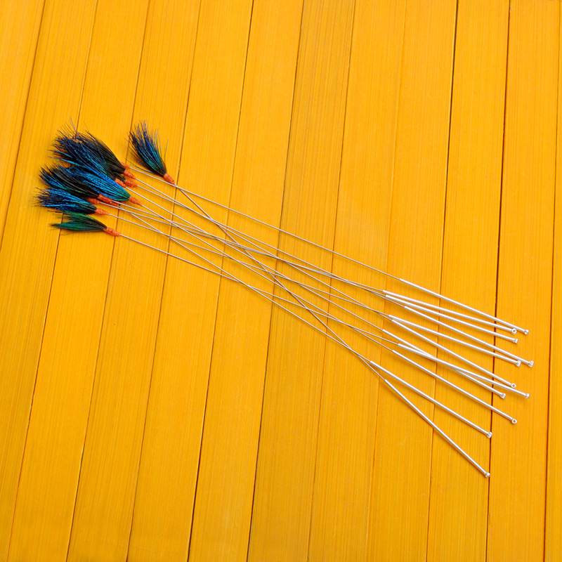 Lông Gà Xanh Ngoái Tai 444