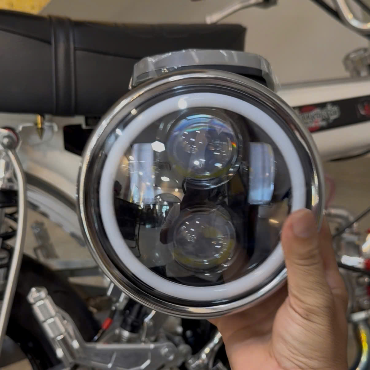 Choá Đèn led CD, CL 5.57 INCH